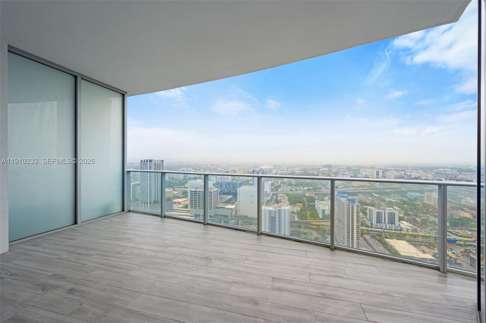 image Paramount Miami Worldcenter22