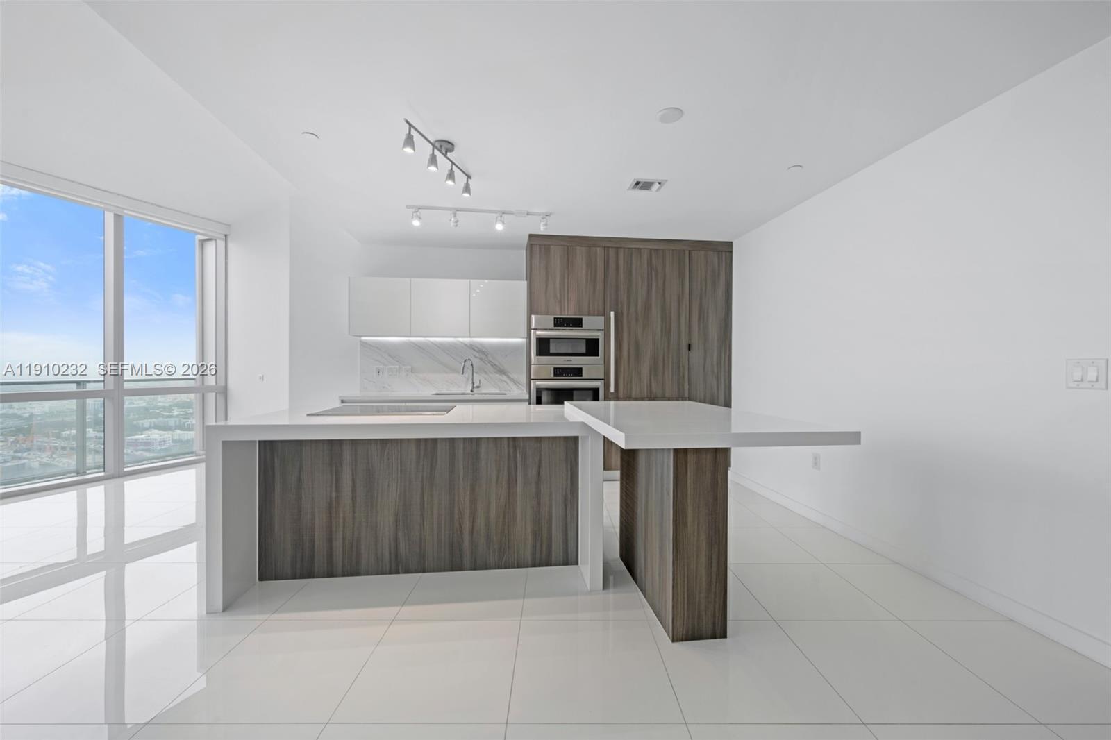 image Paramount Miami Worldcenter2