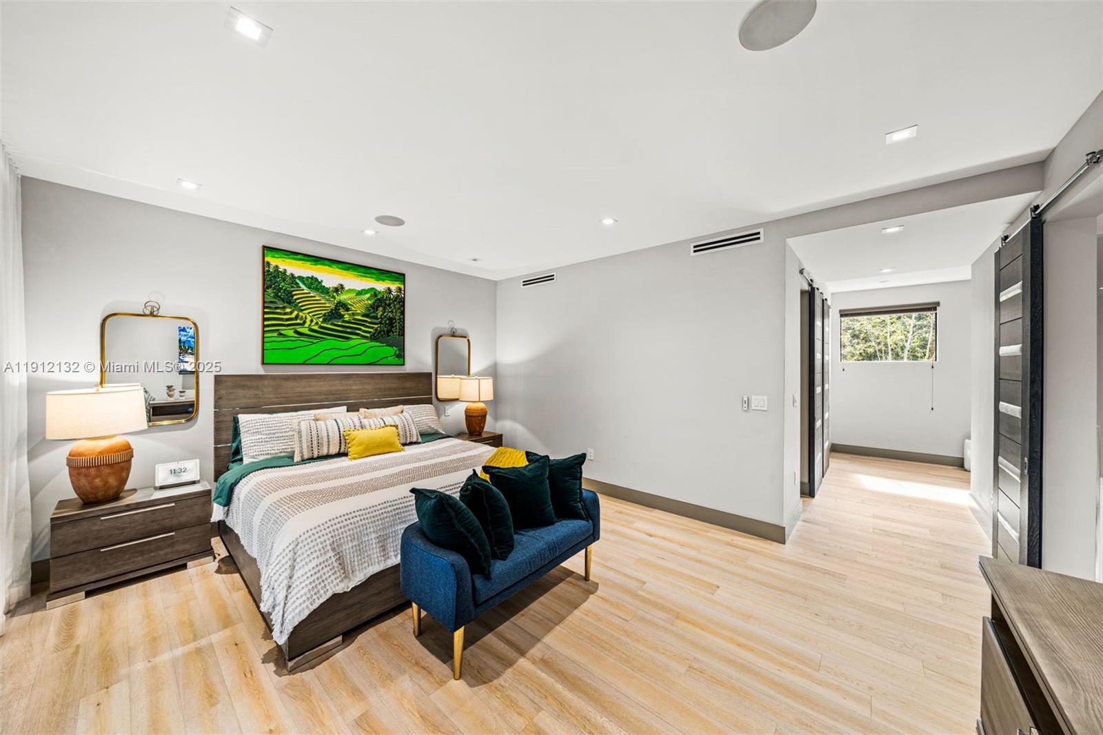 4185 Ventura Ave Coconut Grove, FL 33133