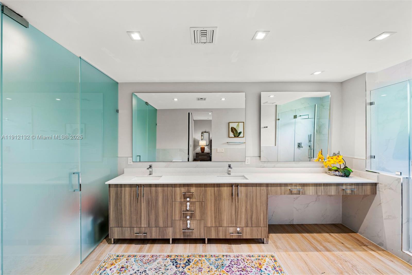 4185 Ventura Ave Coconut Grove, FL 33133