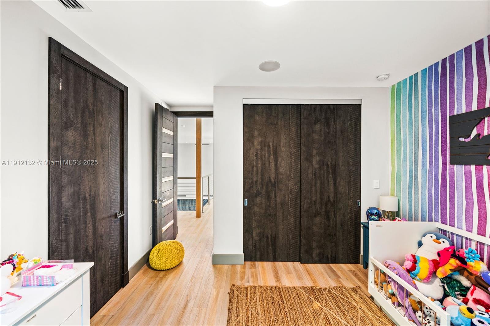 4185 Ventura Ave Coconut Grove, FL 33133