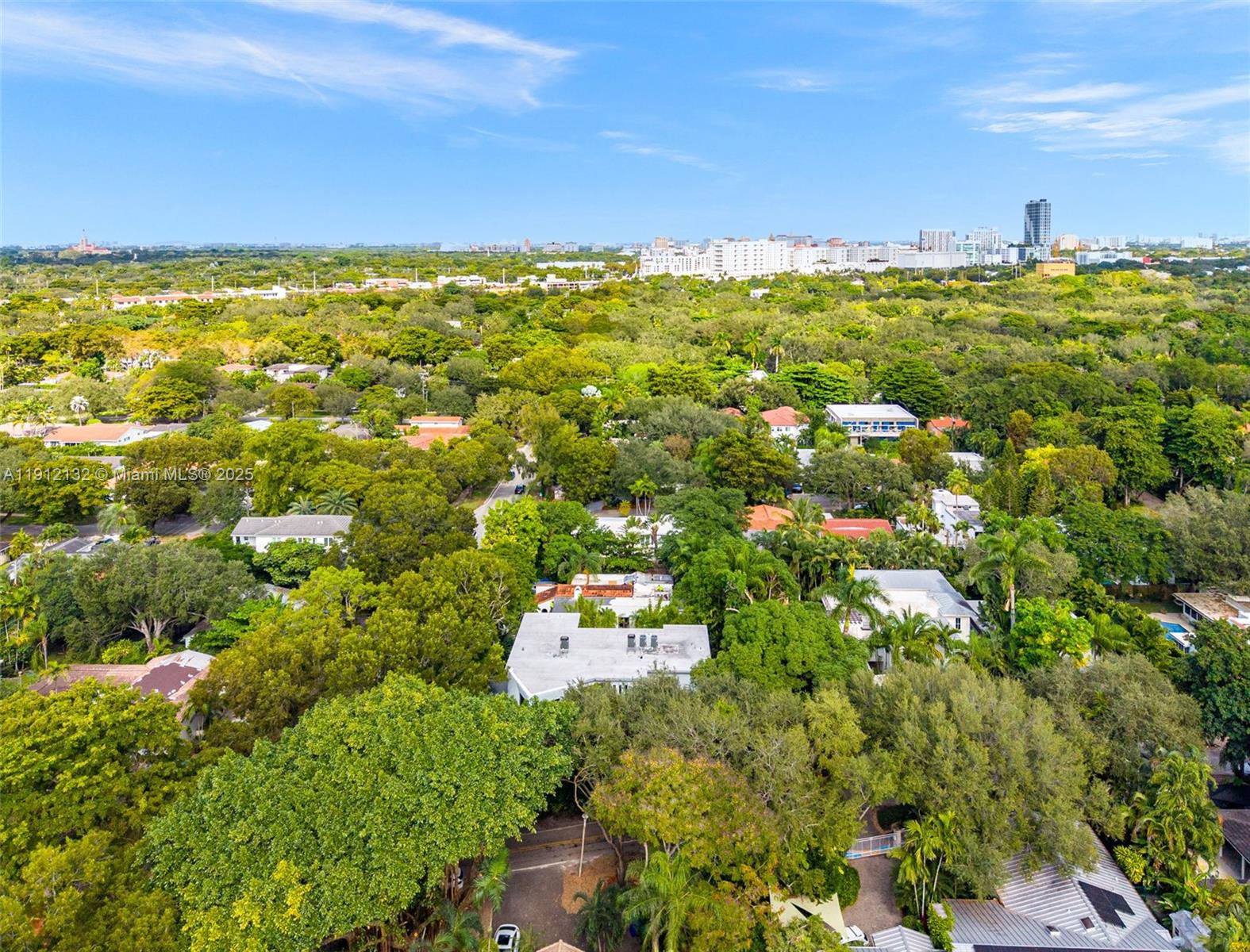 4185 Ventura Ave Coconut Grove, FL 33133