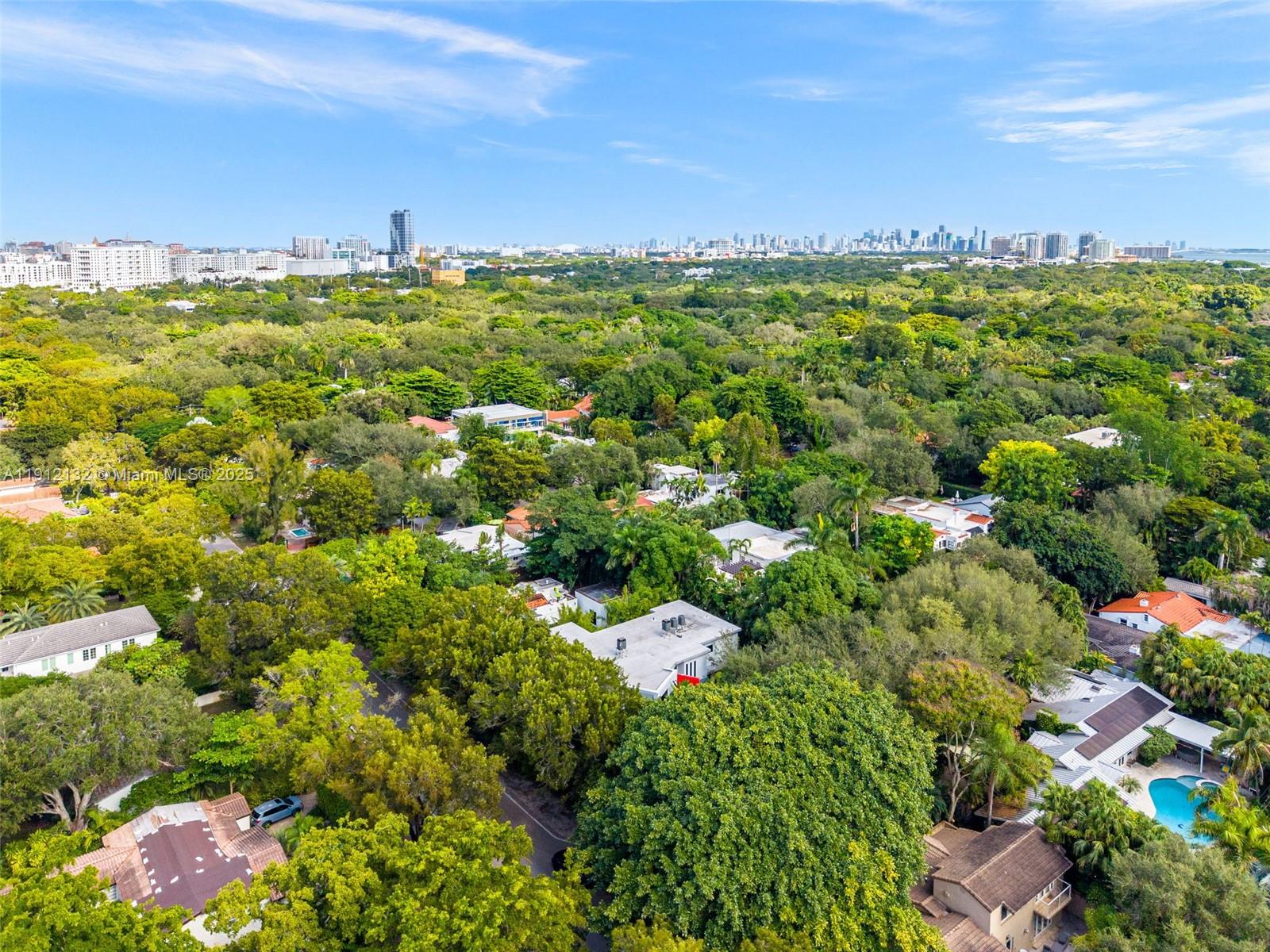 4185 Ventura Ave Coconut Grove, FL 33133