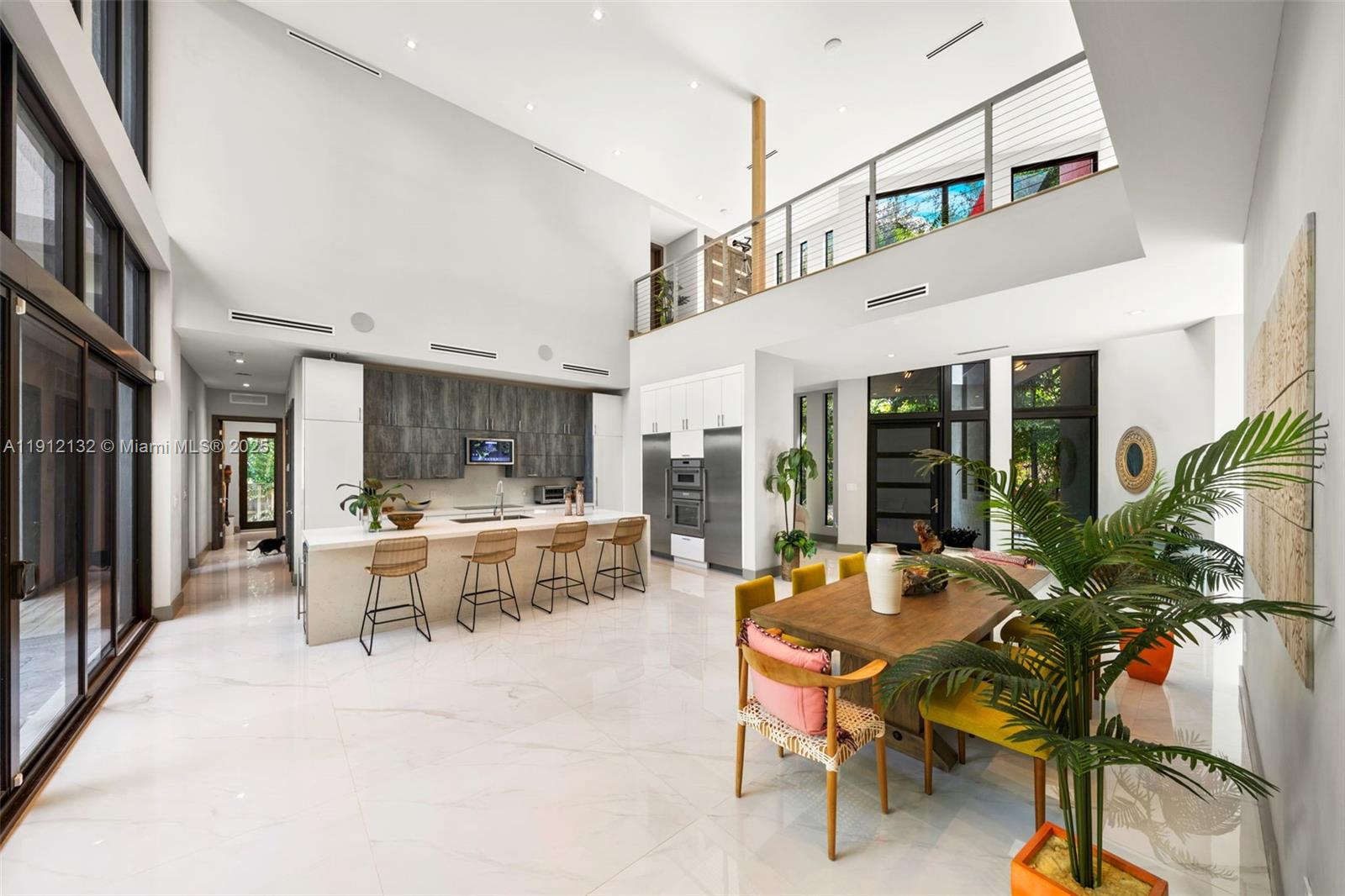 4185 Ventura Ave Coconut Grove, FL 33133