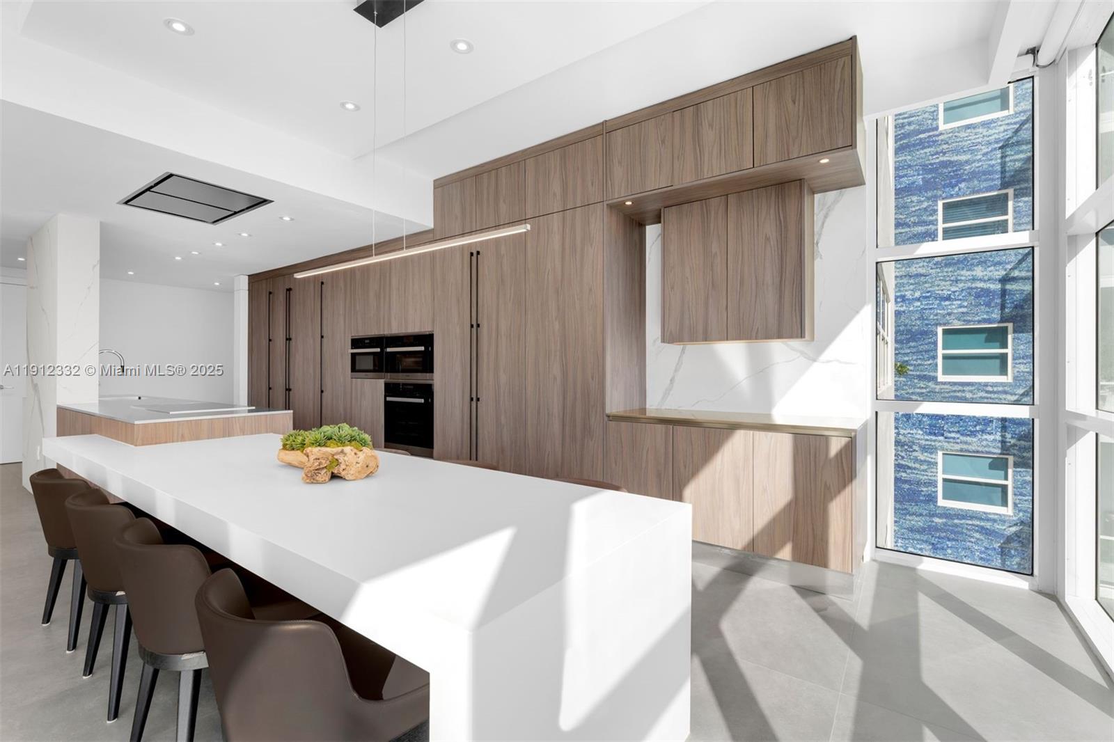 6103 Aqua Ave #504 Miami Beach, FL 33141