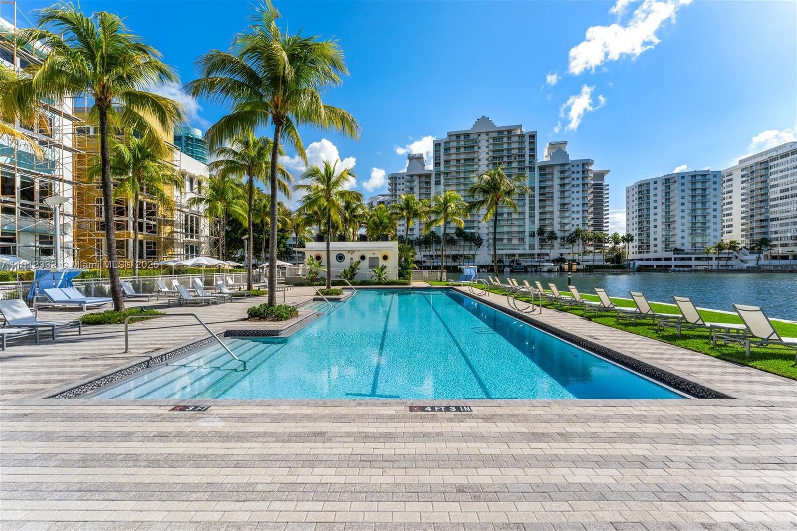 6103 Aqua Ave #504 Miami Beach, FL 33141