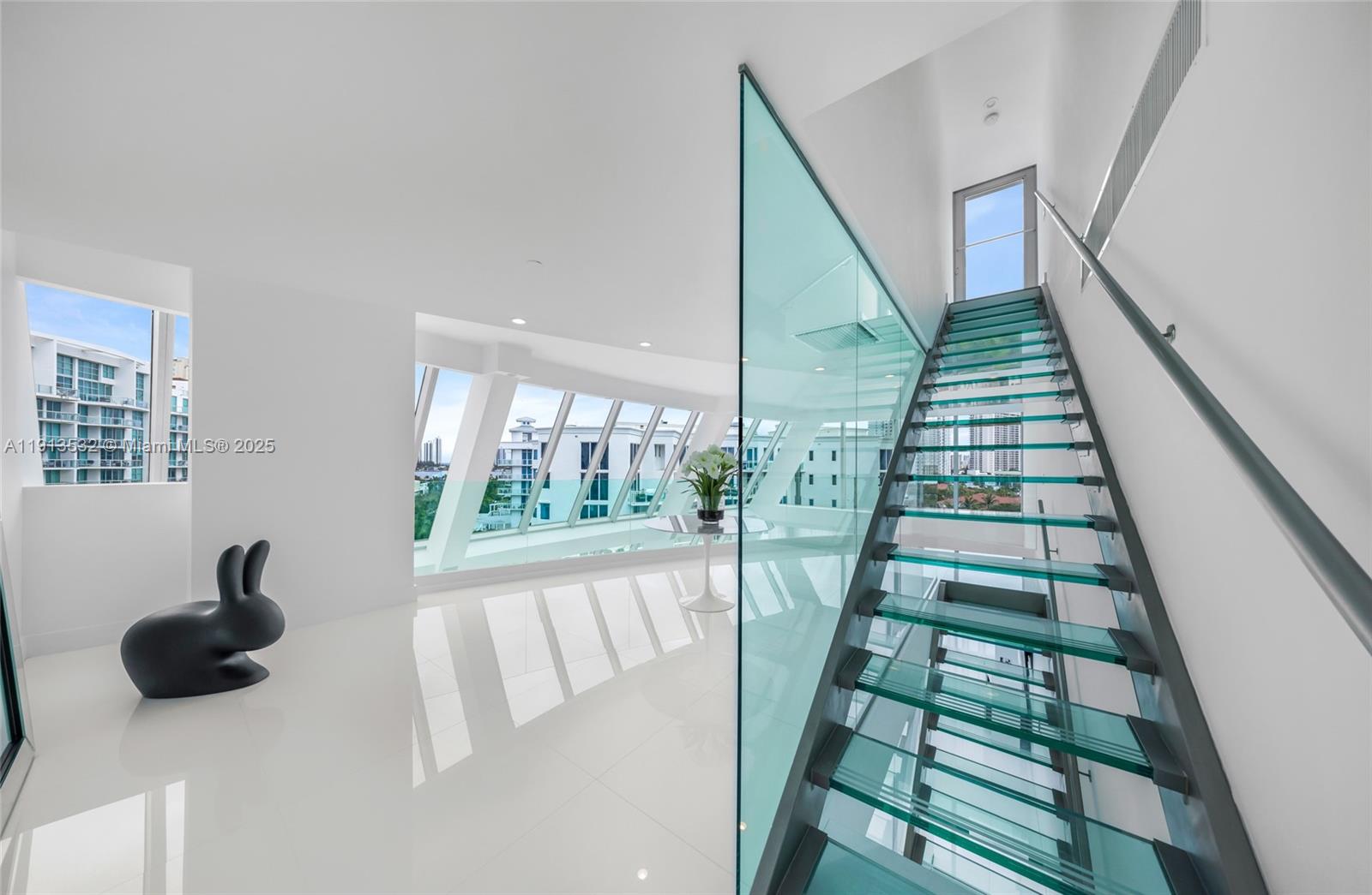 Undisclosed Address Aventura, FL 33180