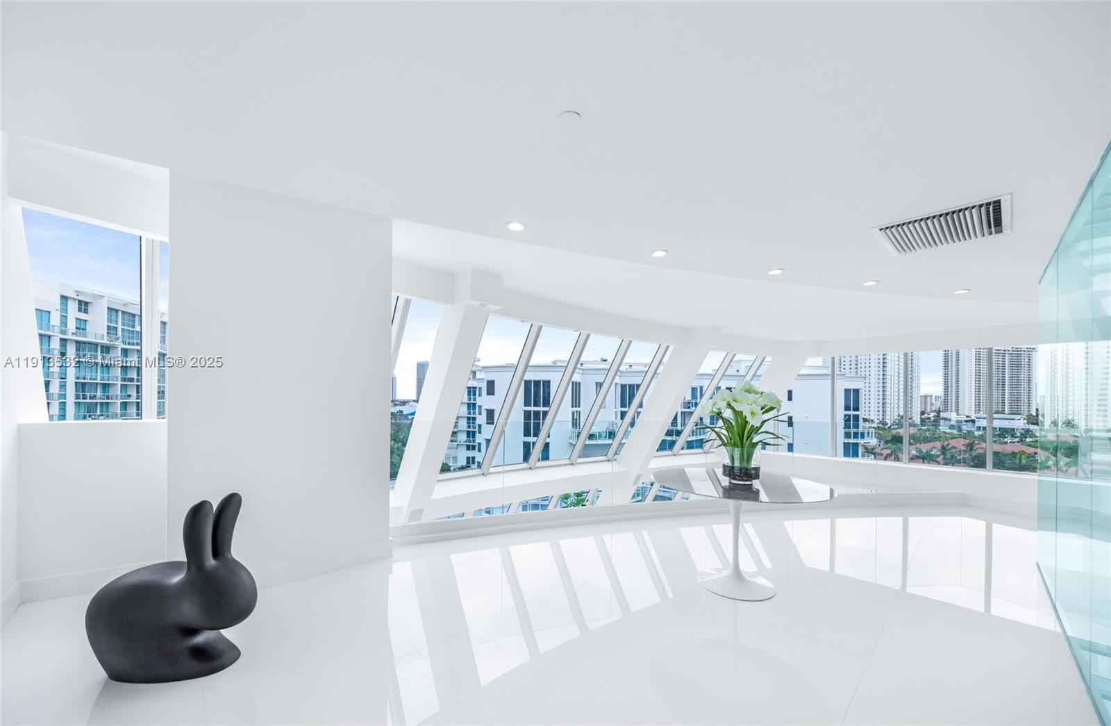 Undisclosed Address Aventura, FL 33180