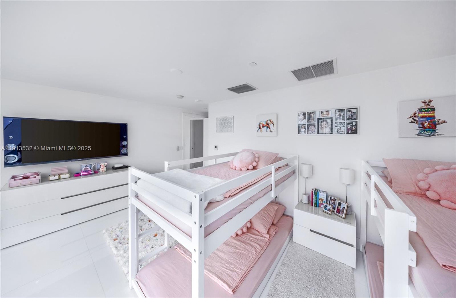 Undisclosed Address Aventura, FL 33180