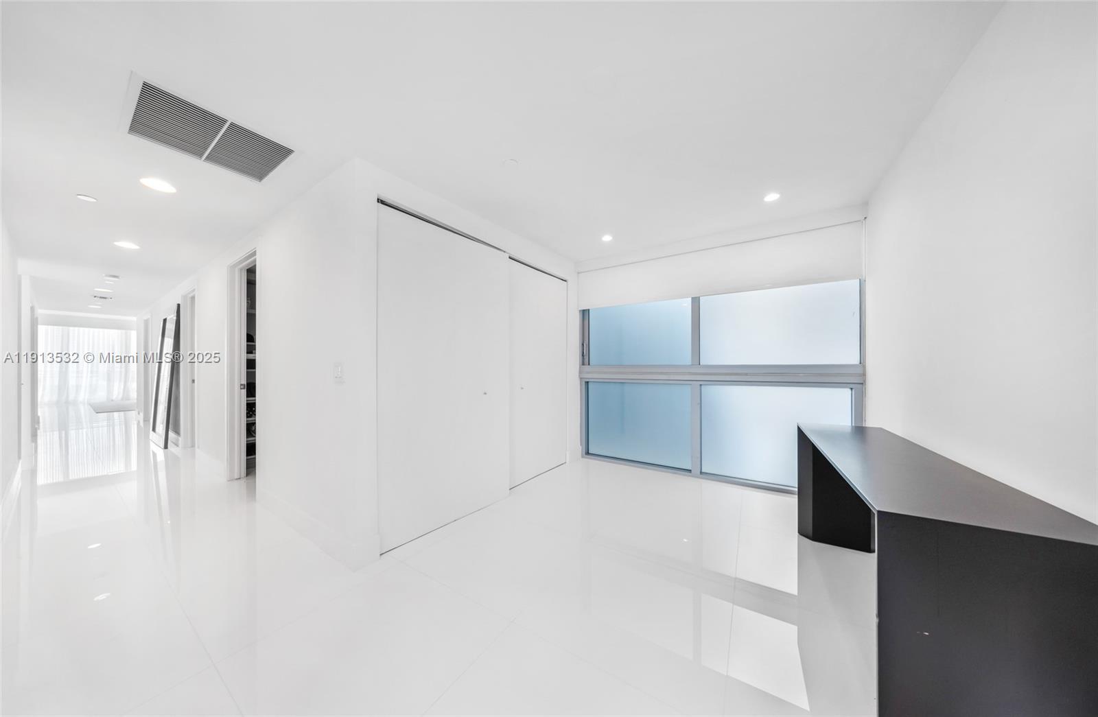 Undisclosed Address Aventura, FL 33180