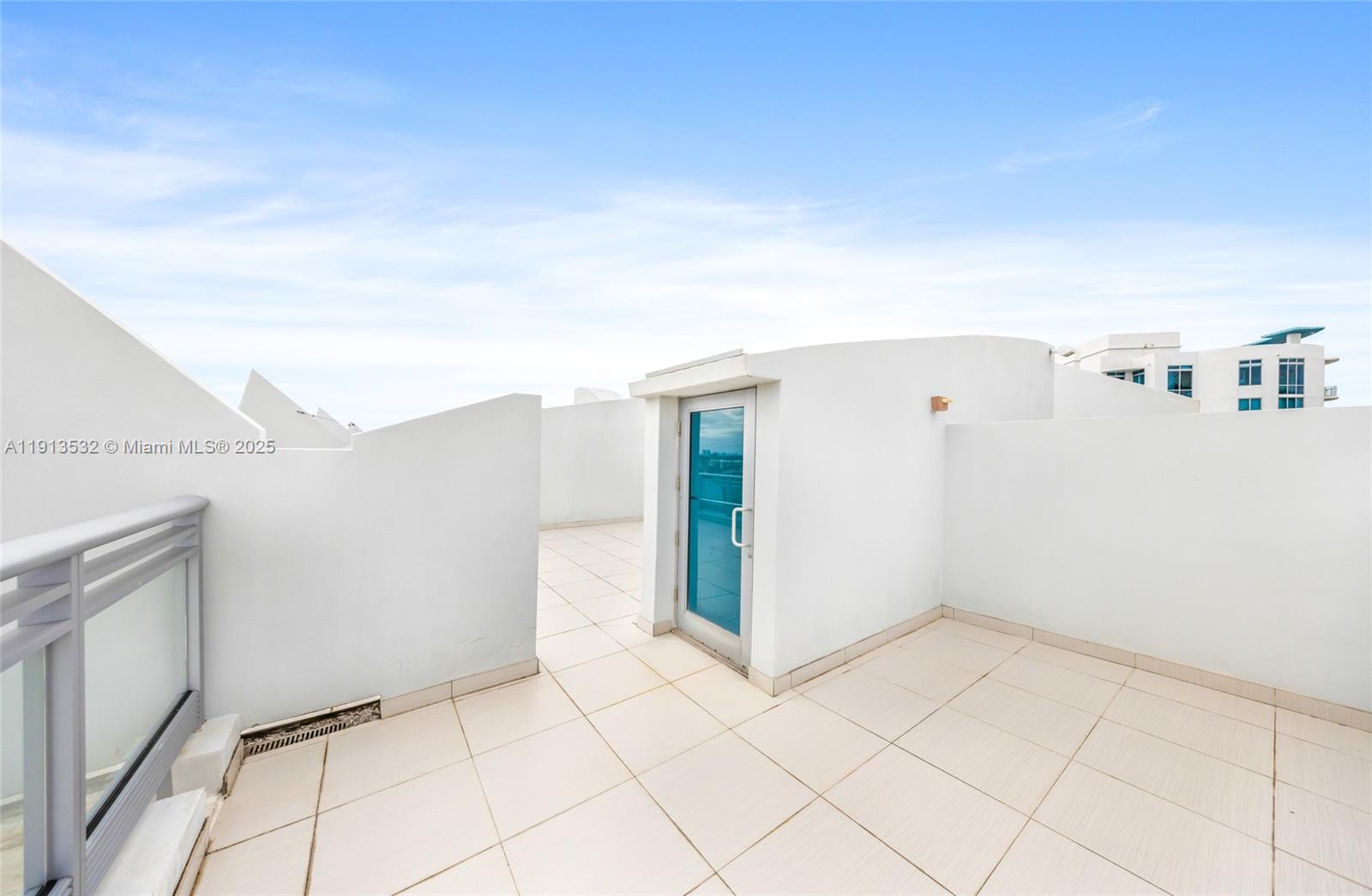 Undisclosed Address Aventura, FL 33180