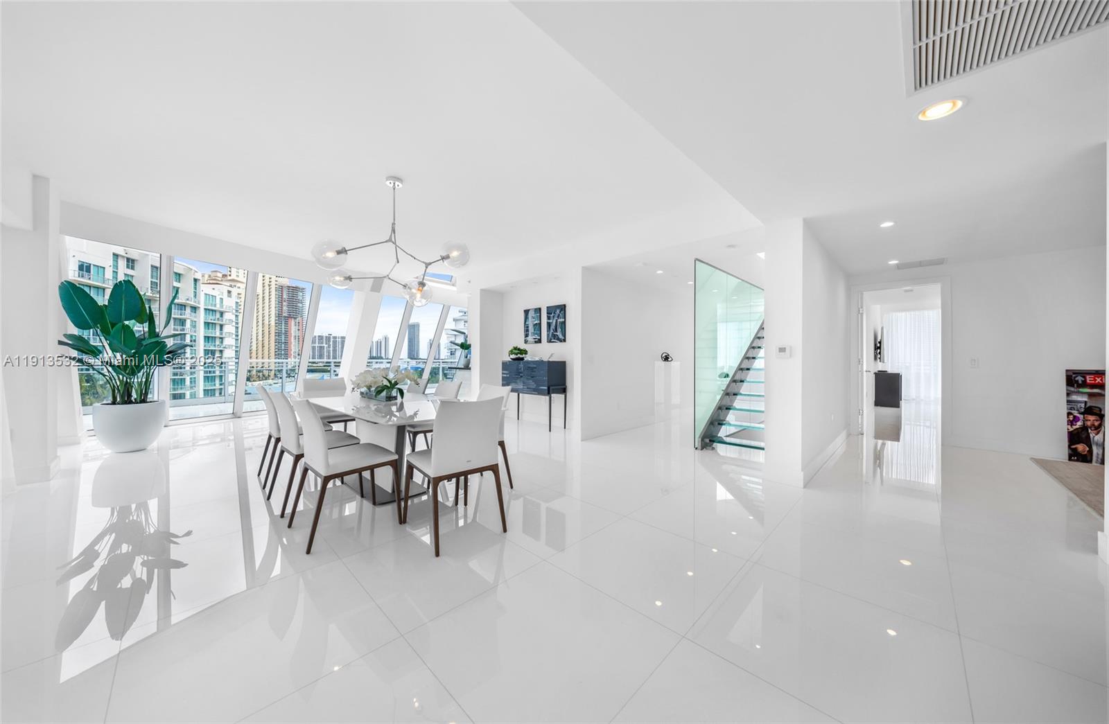 Undisclosed Address Aventura, FL 33180