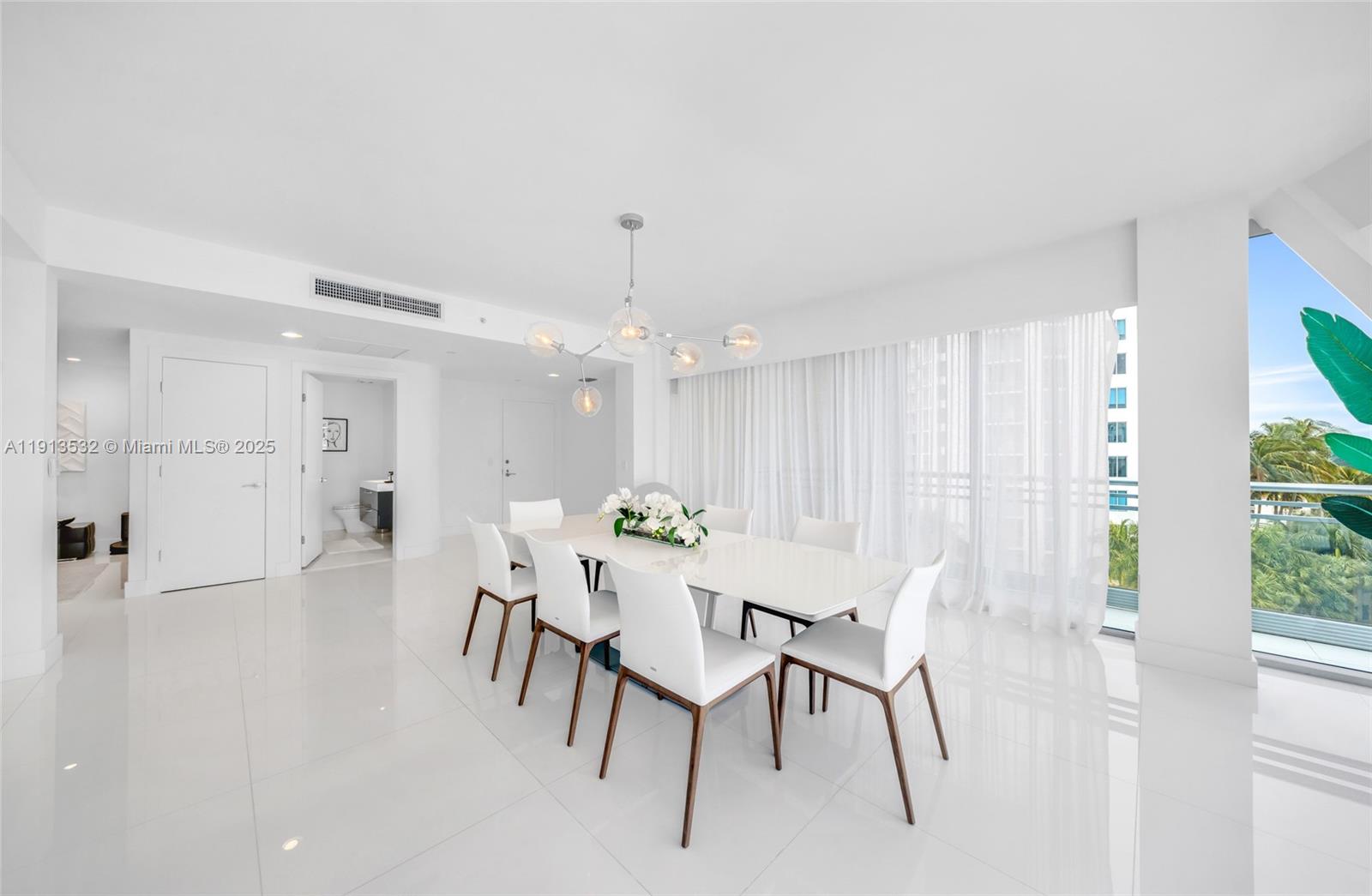 Undisclosed Address Aventura, FL 33180