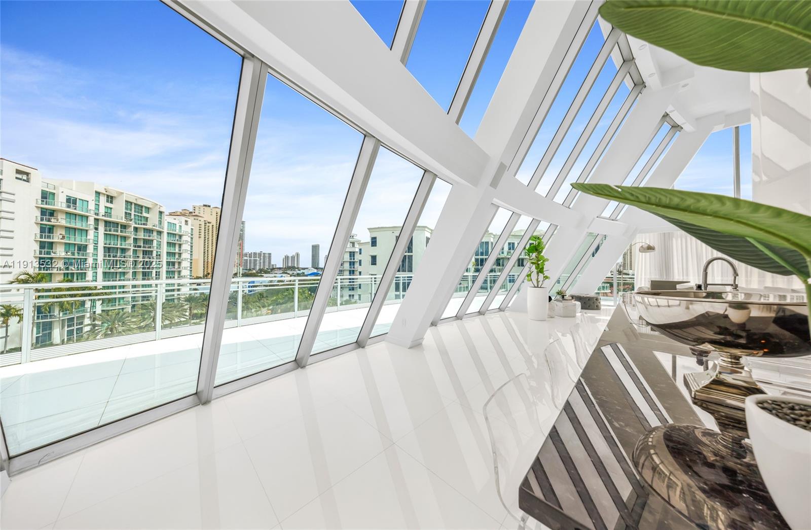 Undisclosed Address Aventura, FL 33180