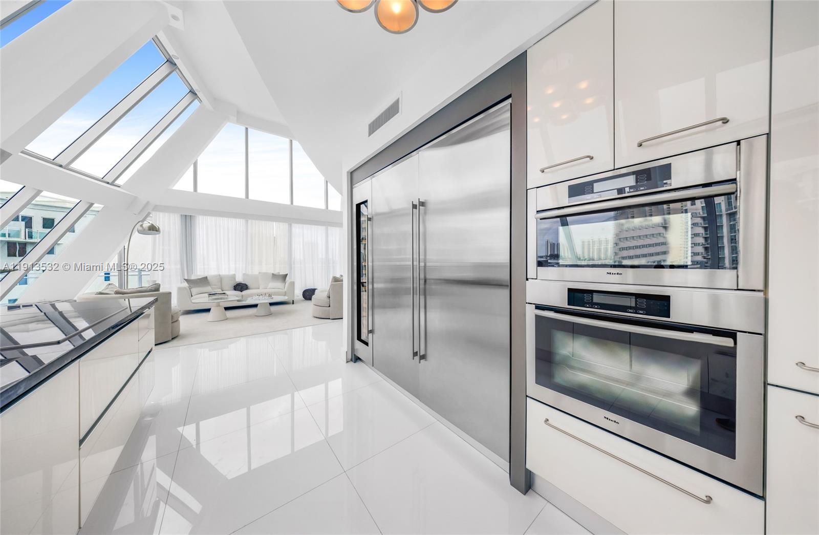 Undisclosed Address Aventura, FL 33180