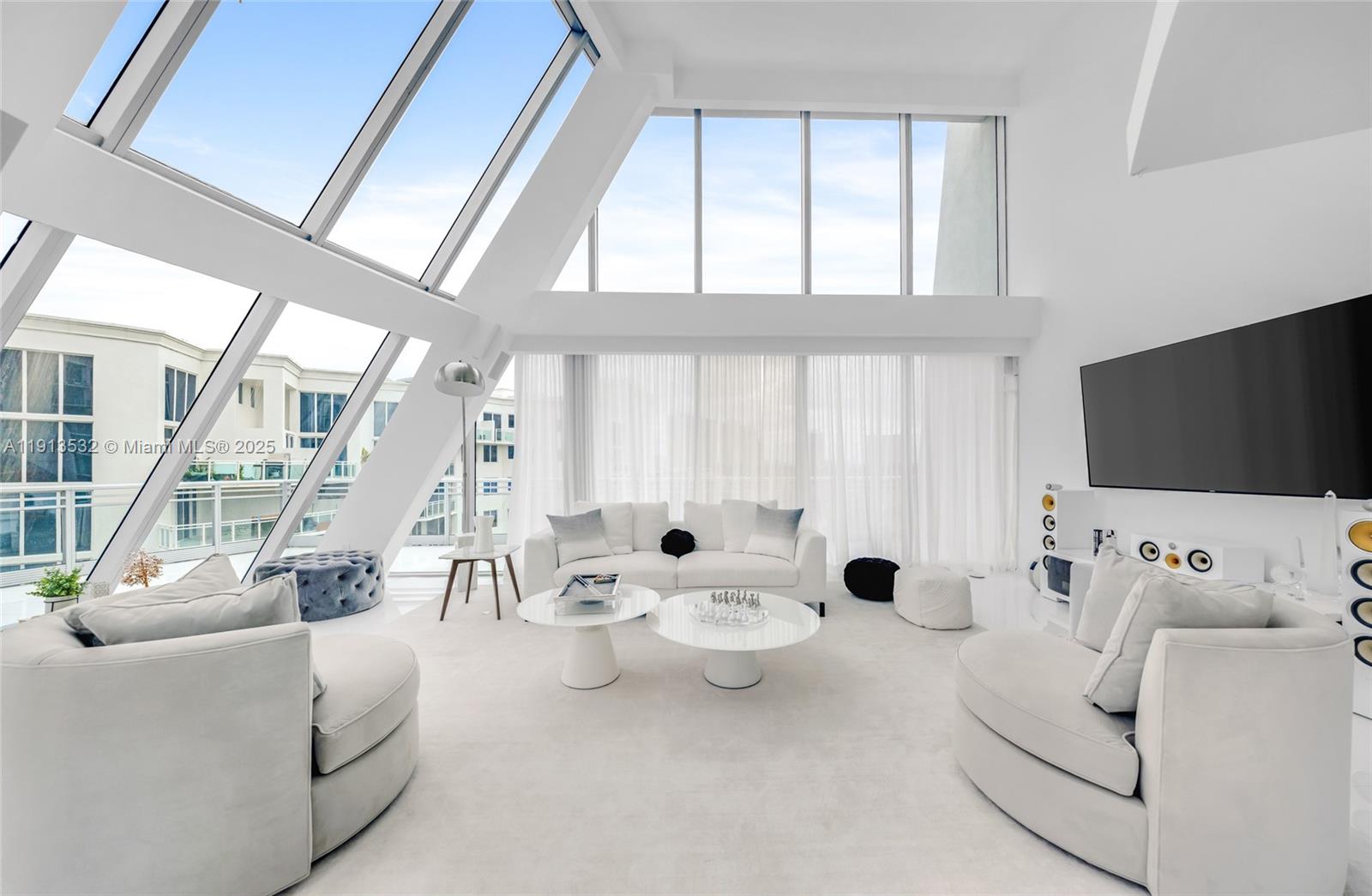 Undisclosed Address Aventura, FL 33180