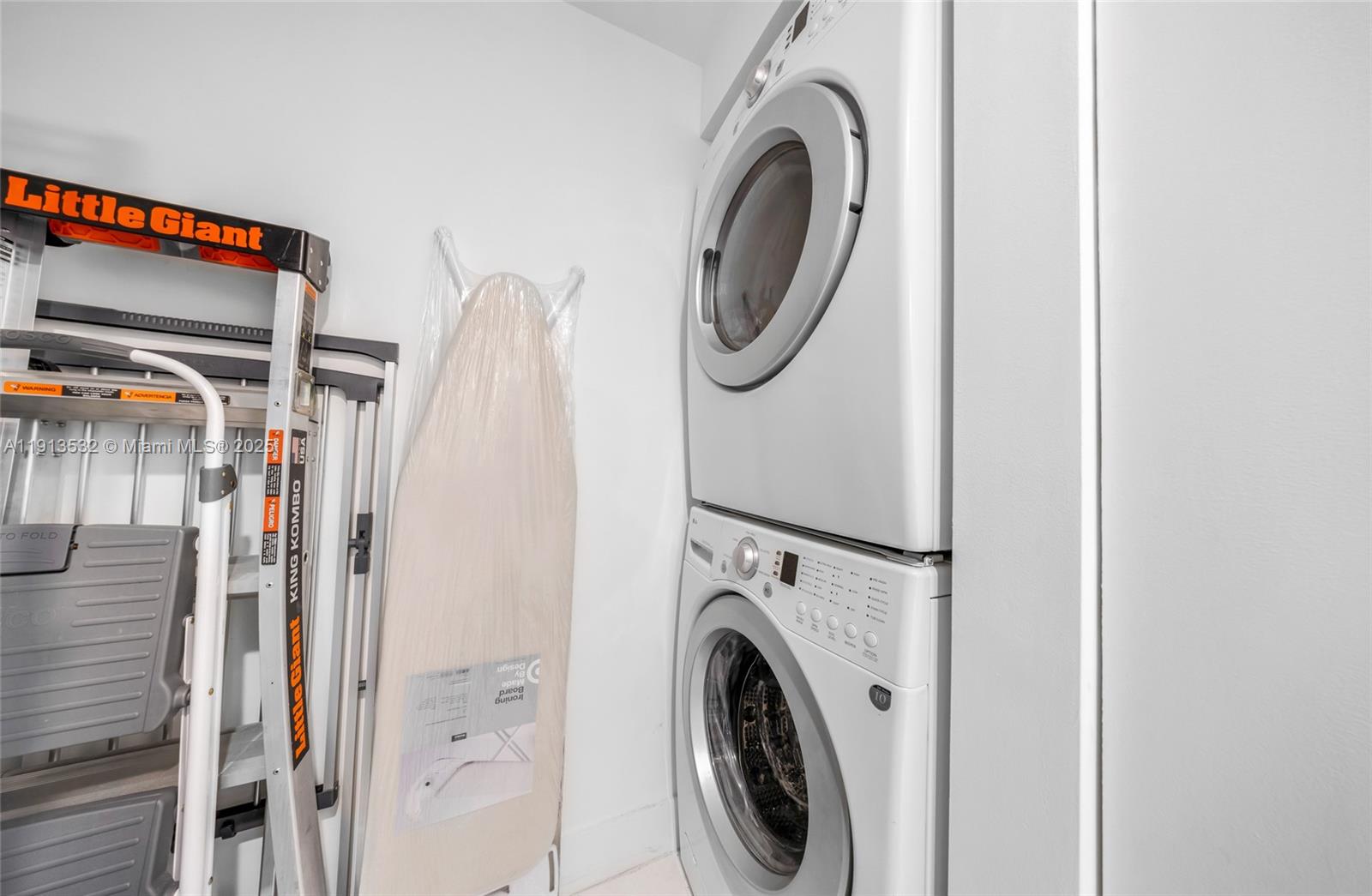 Undisclosed Address Aventura, FL 33180