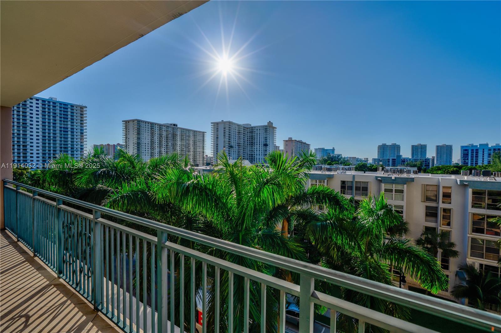 17555 Atlantic Blvd #602 Sunny Isles Beach, FL 33160