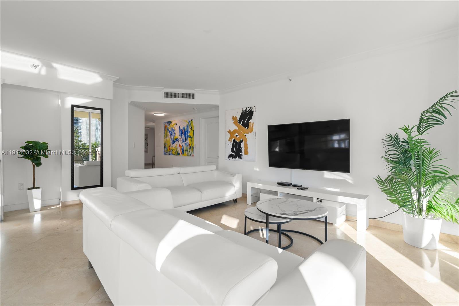 17555 Atlantic Blvd #602 Sunny Isles Beach, FL 33160