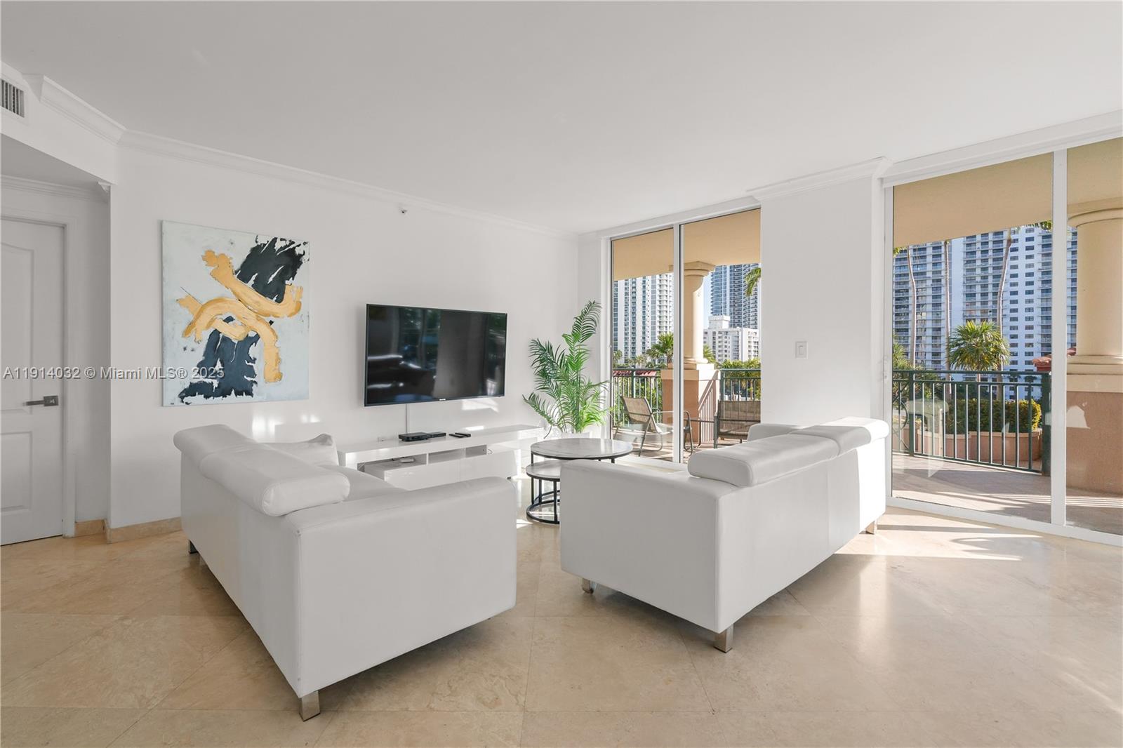 17555 Atlantic Blvd #602 Sunny Isles Beach, FL 33160