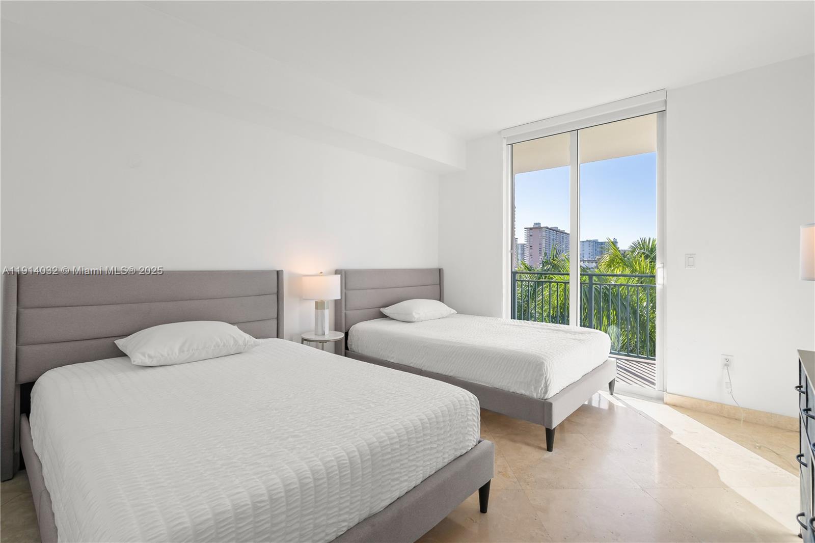 17555 Atlantic Blvd #602 Sunny Isles Beach, FL 33160