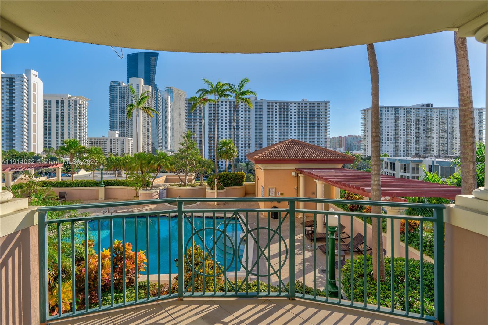 17555 Atlantic Blvd #602 Sunny Isles Beach, FL 33160