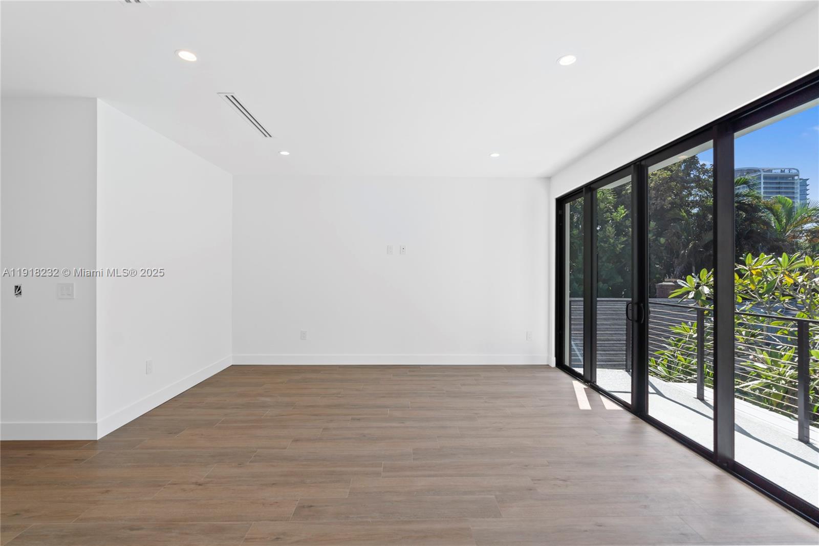 3026 Aviation Ave #1 Miami, FL 33133