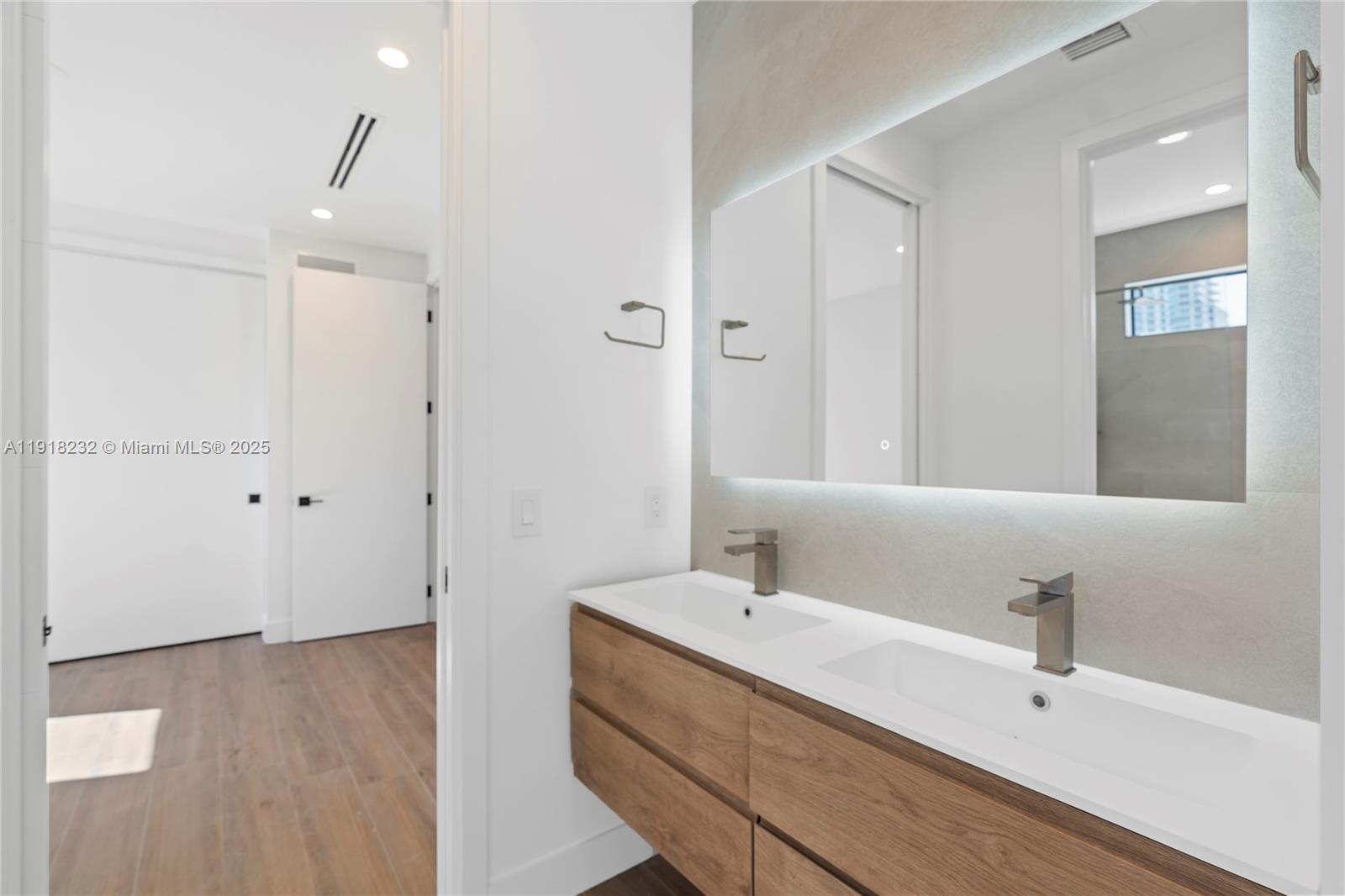 3026 Aviation Ave #1 Miami, FL 33133