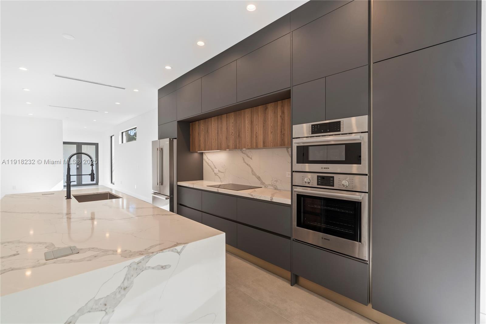 3026 Aviation Ave #1 Miami, FL 33133