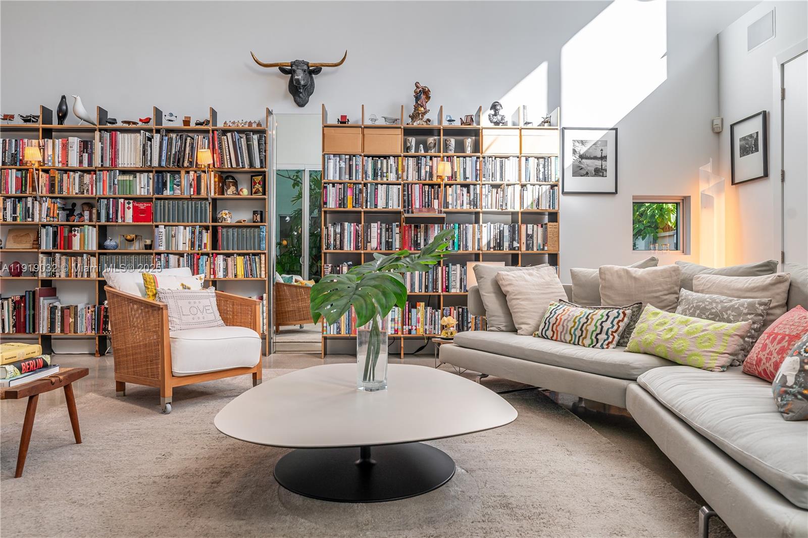 6495 SW 85th St Miami, FL 33143