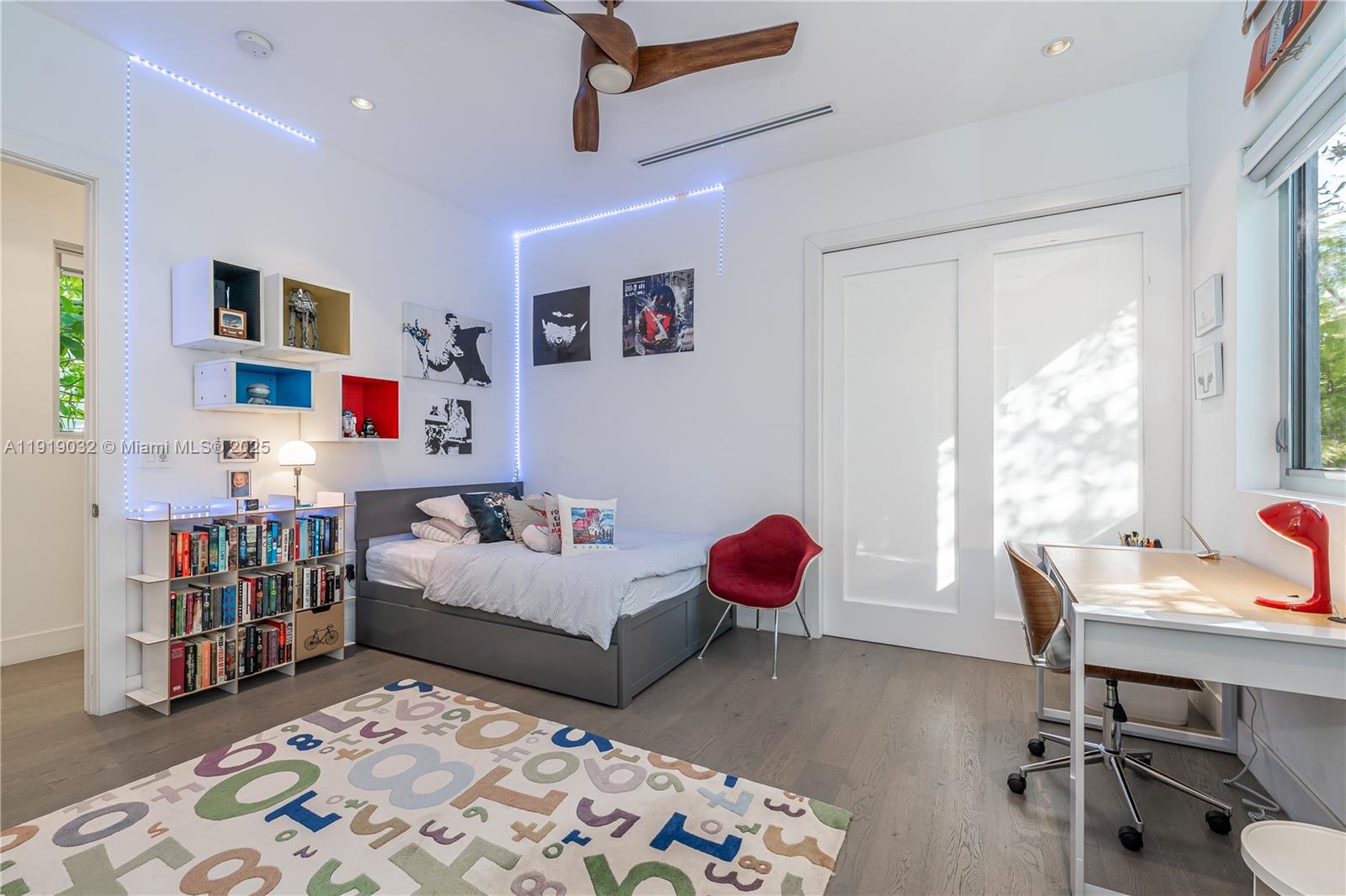 6495 SW 85th St Miami, FL 33143