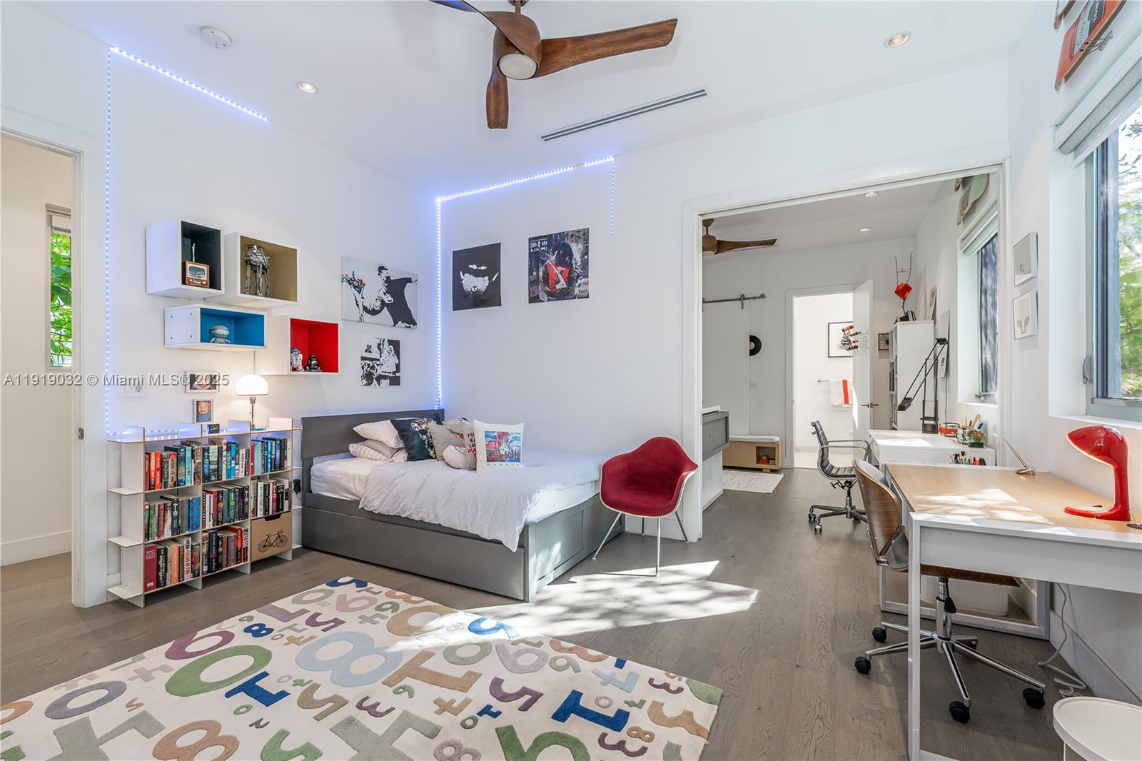 6495 SW 85th St Miami, FL 33143