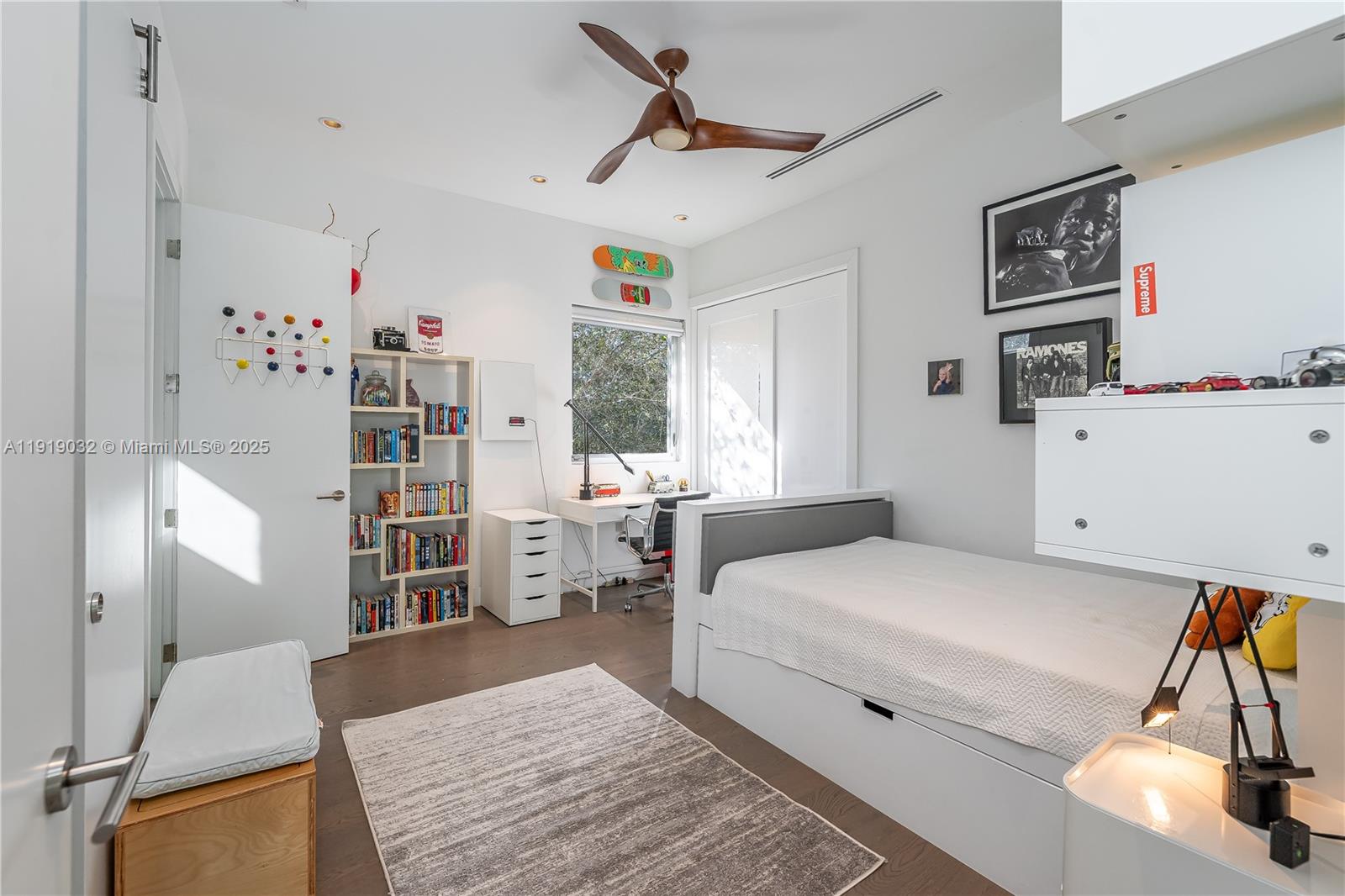 6495 SW 85th St Miami, FL 33143