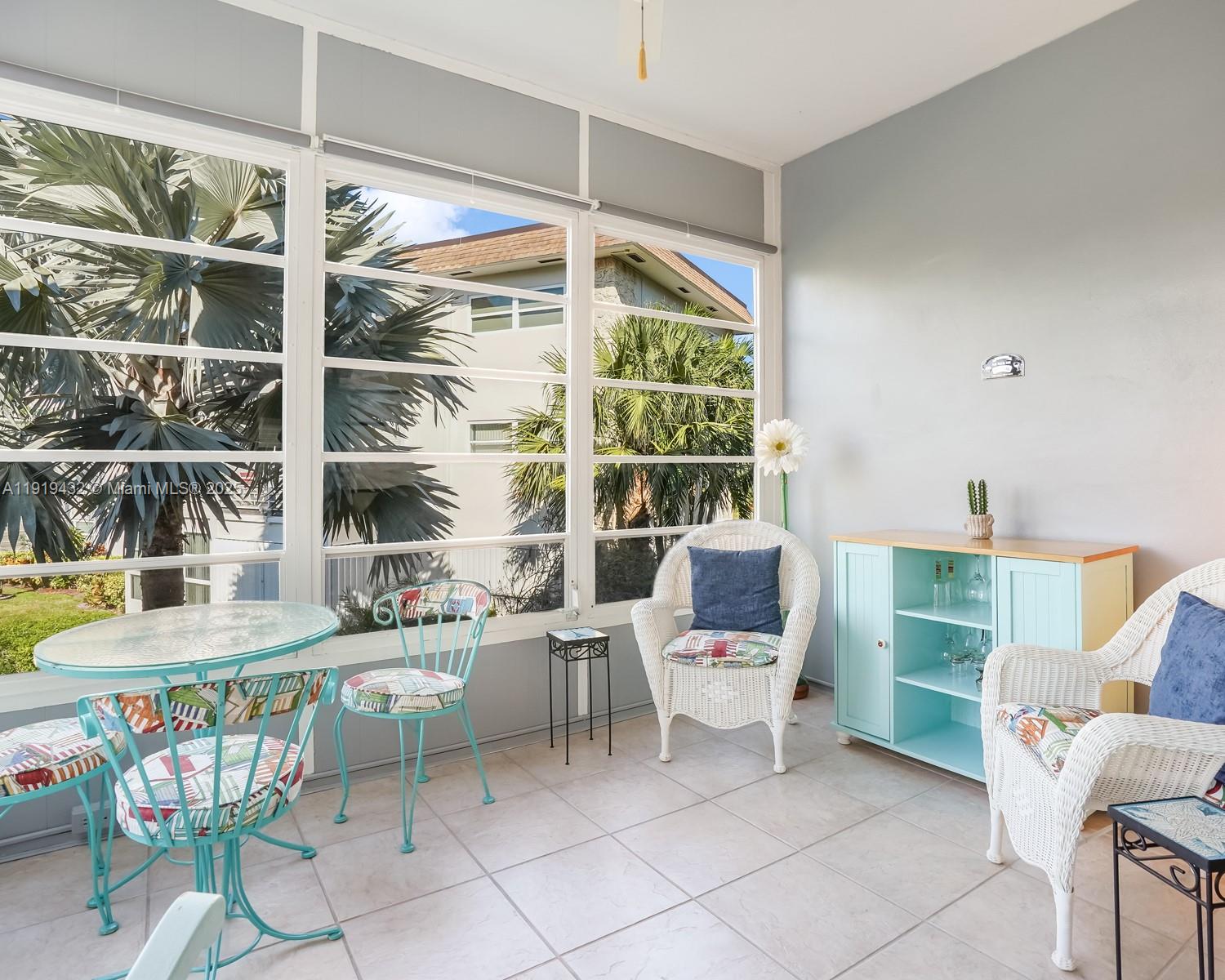 4705 NW 35th St #515 Lauderdale Lakes, FL 33319