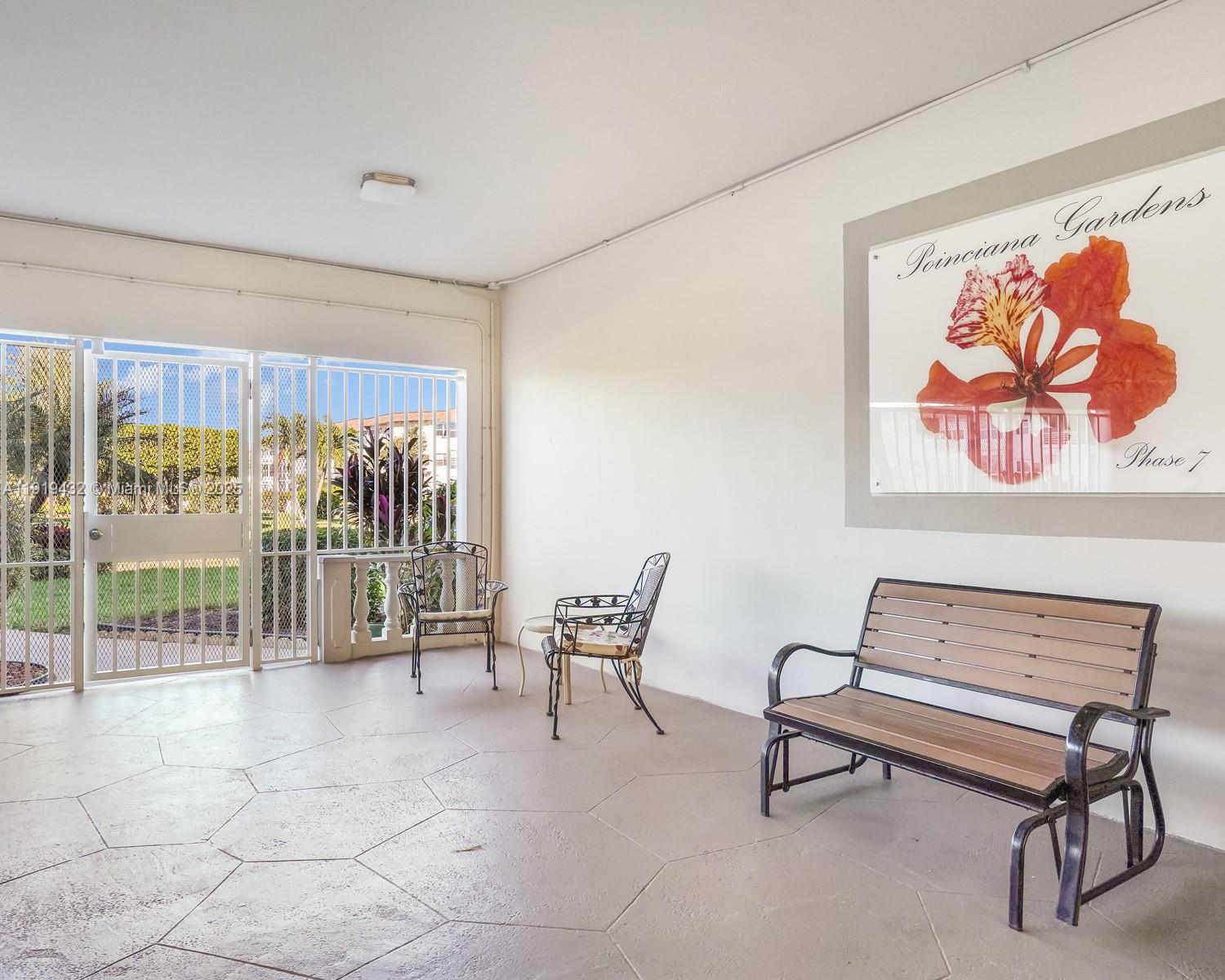 4705 NW 35th St #515 Lauderdale Lakes, FL 33319