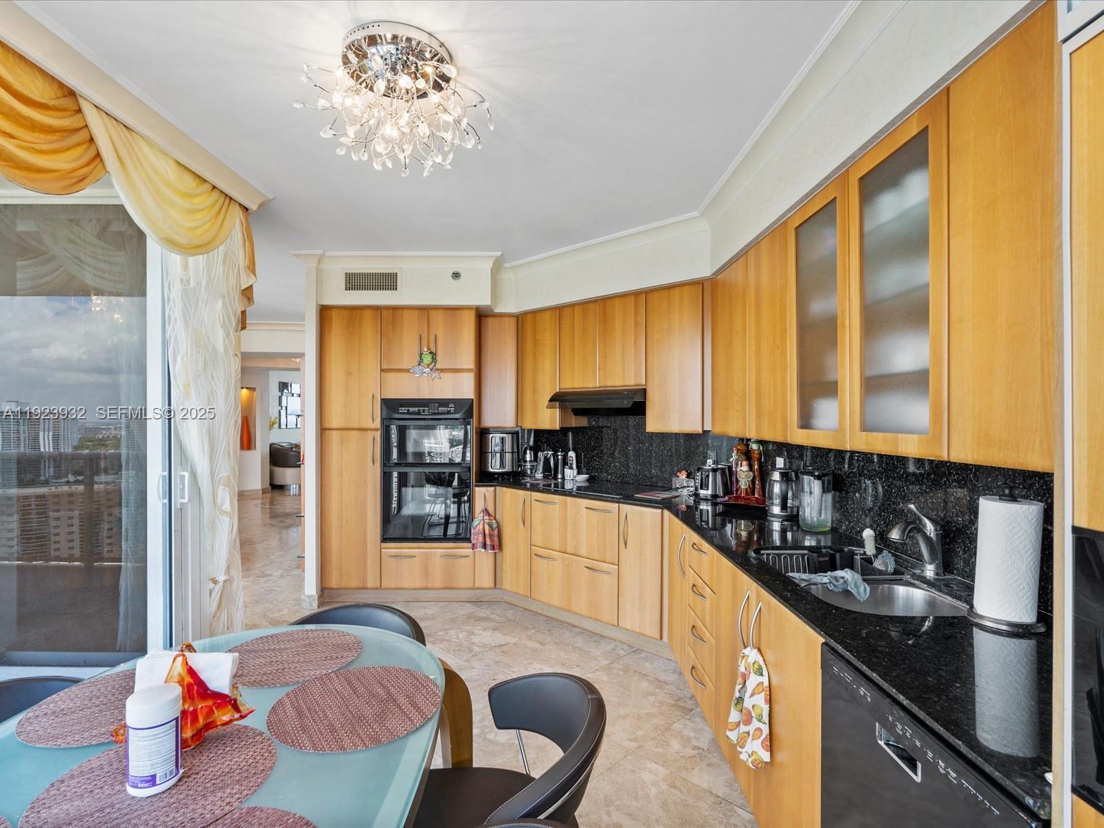 image Ocean Two Condo20