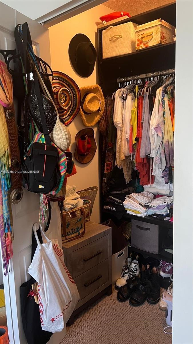 601 NE 23rd St #1103 Miami, FL 33137