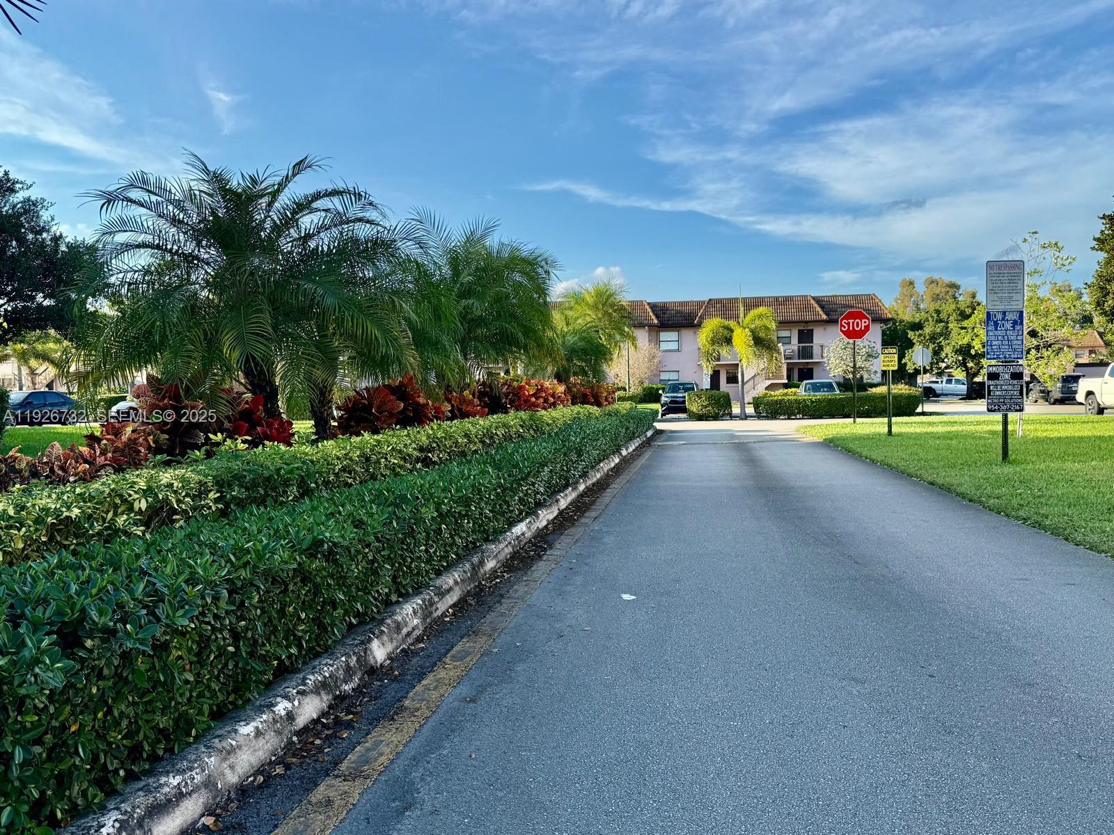 10616 NW 10th St #104 Pembroke Pines, FL 33026