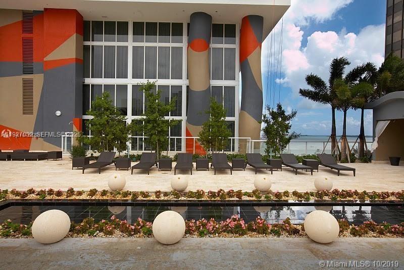 50 Biscayne Blvd #3807 Miami, FL 33132