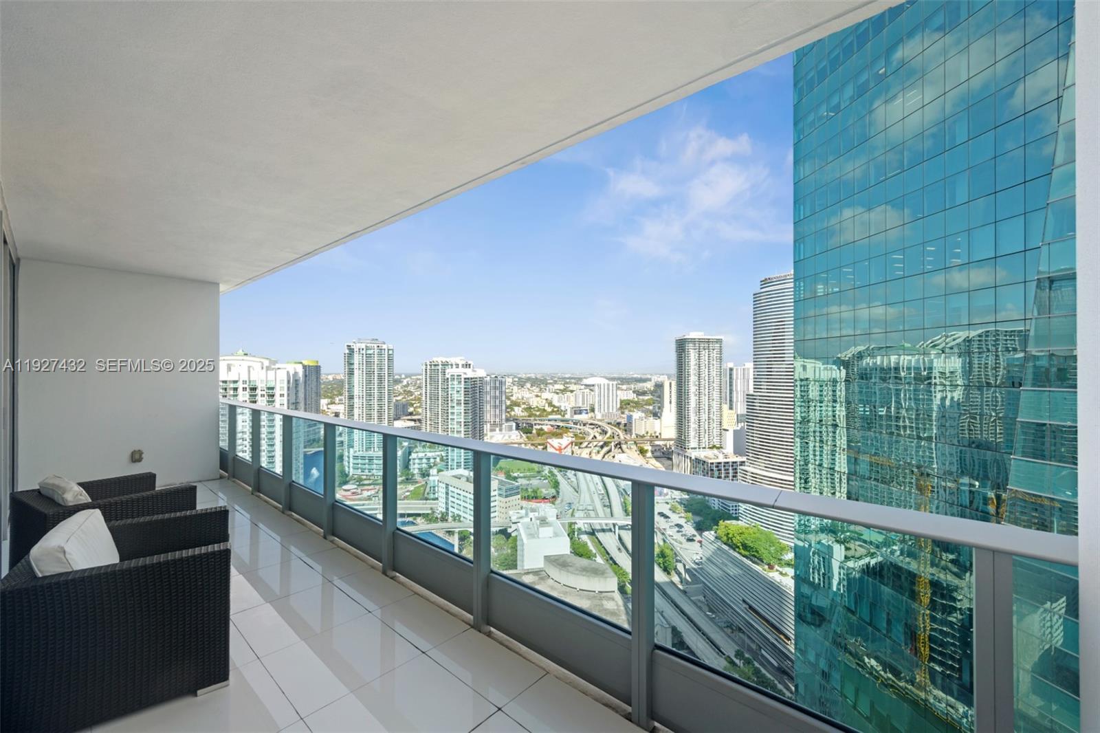 200 Biscayne Blvd Way #4311 Miami, FL 33131