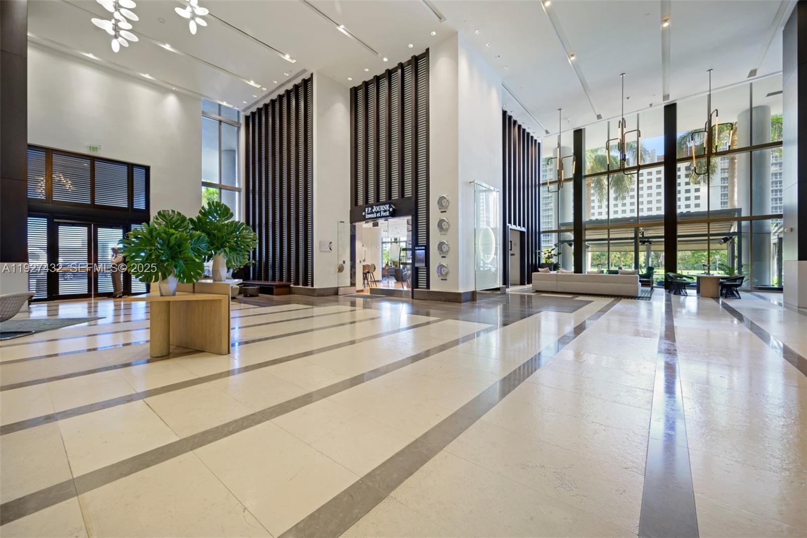 200 Biscayne Blvd Way #4311 Miami, FL 33131