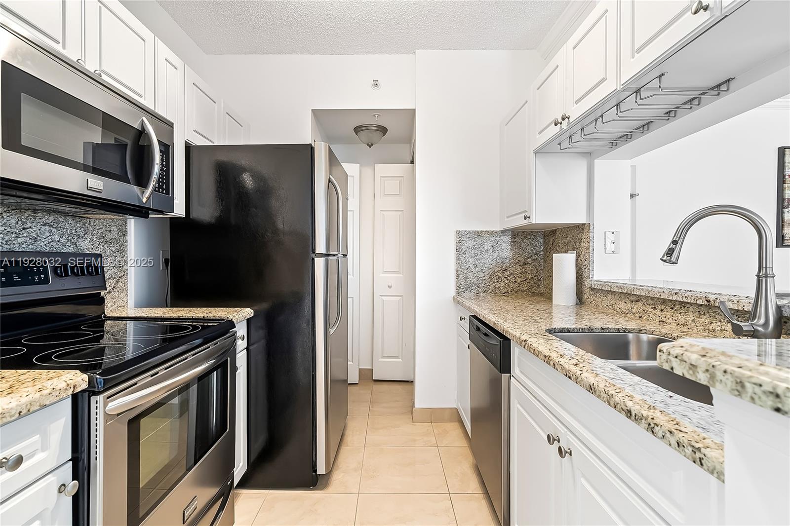 17150 N Bay Rd #2618