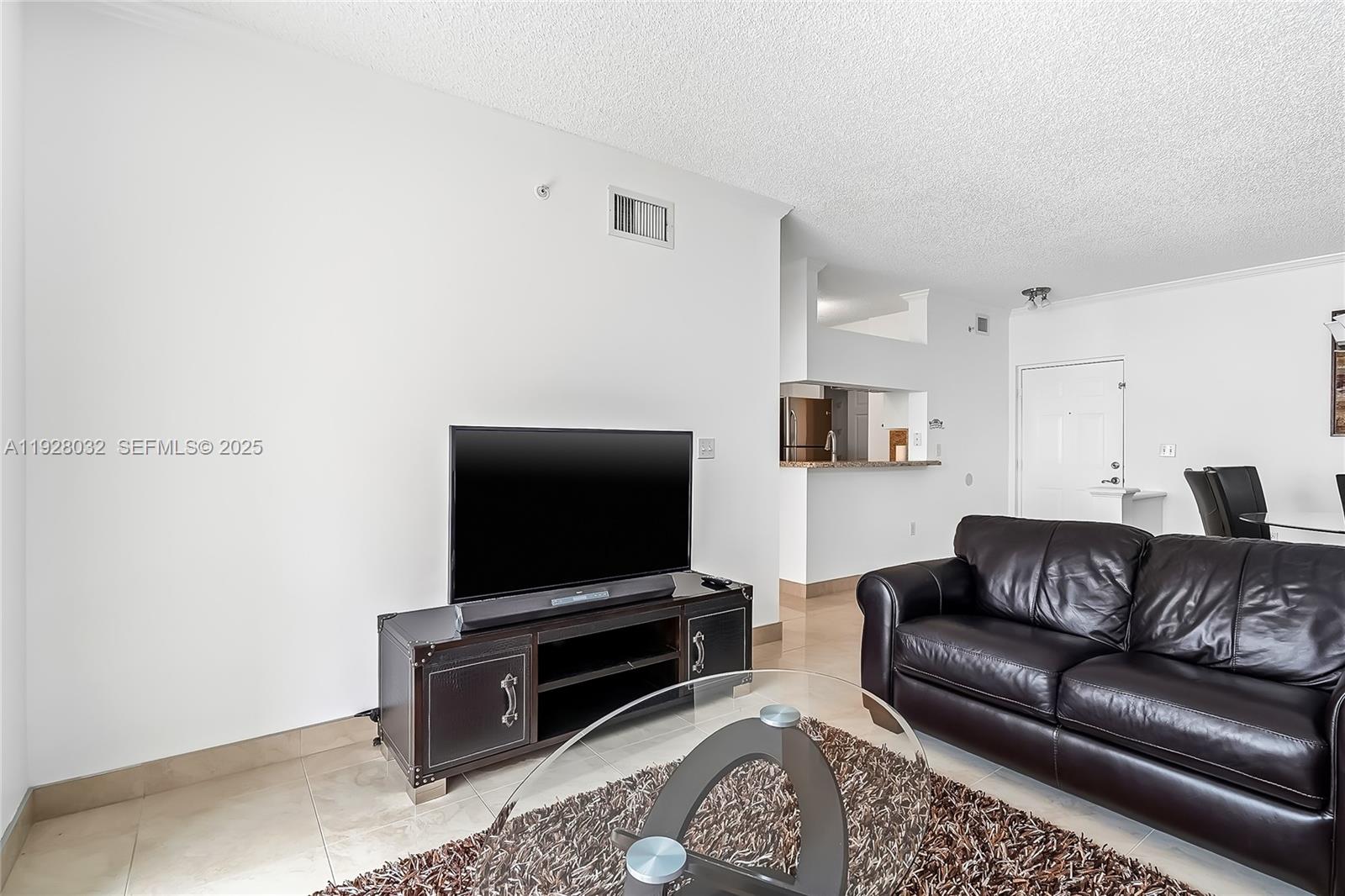 image Porto Bellagio Condo11