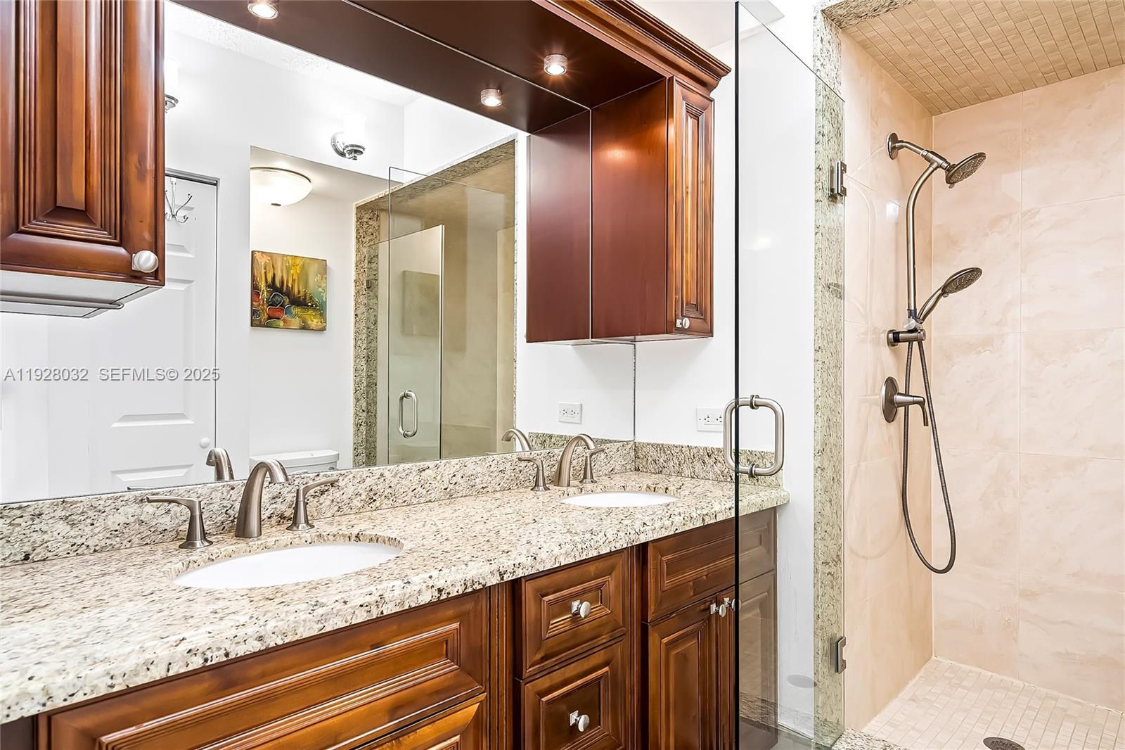 image Porto Bellagio Condo18