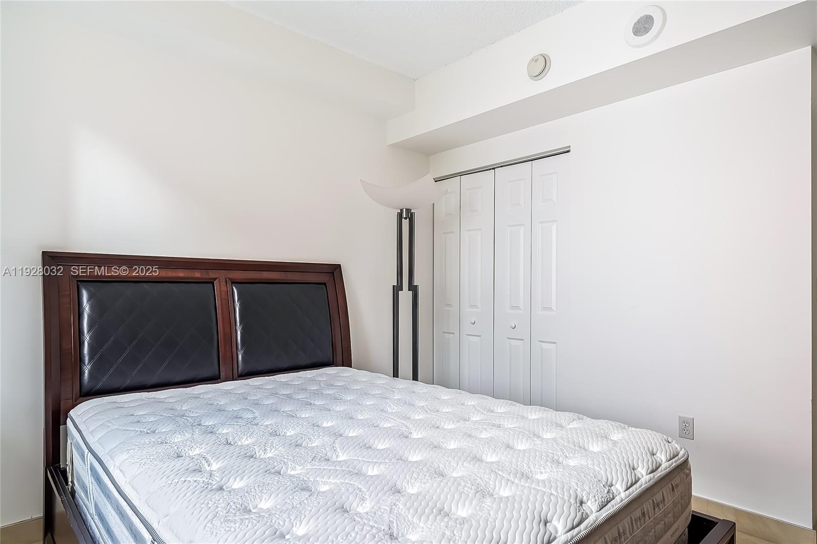 image Porto Bellagio Condo21