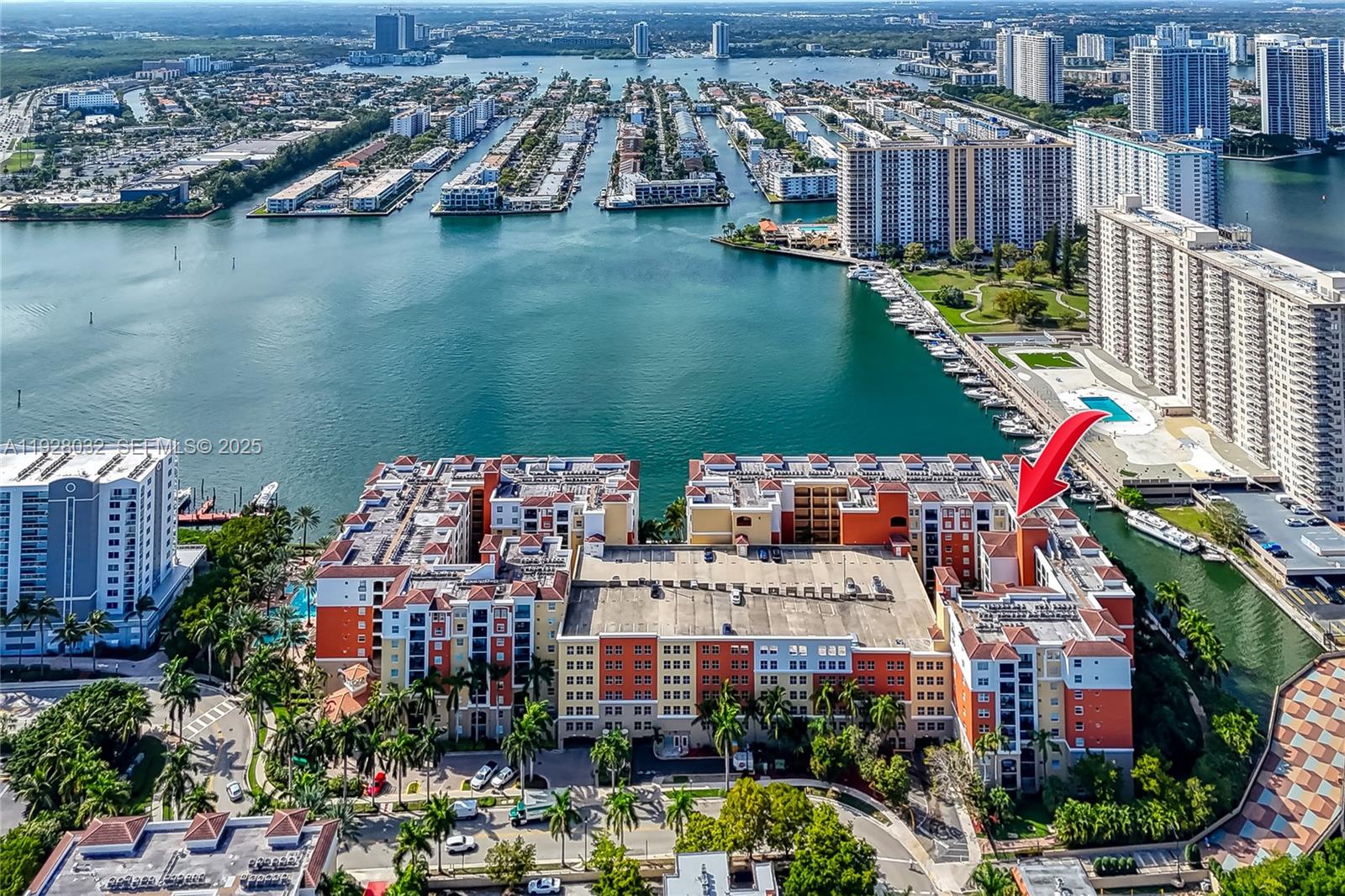 image Porto Bellagio Condo57