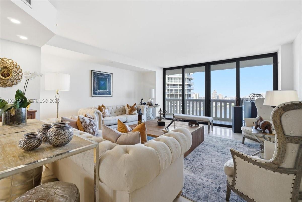 3000 Island Blvd #2802 Aventura, FL 33160