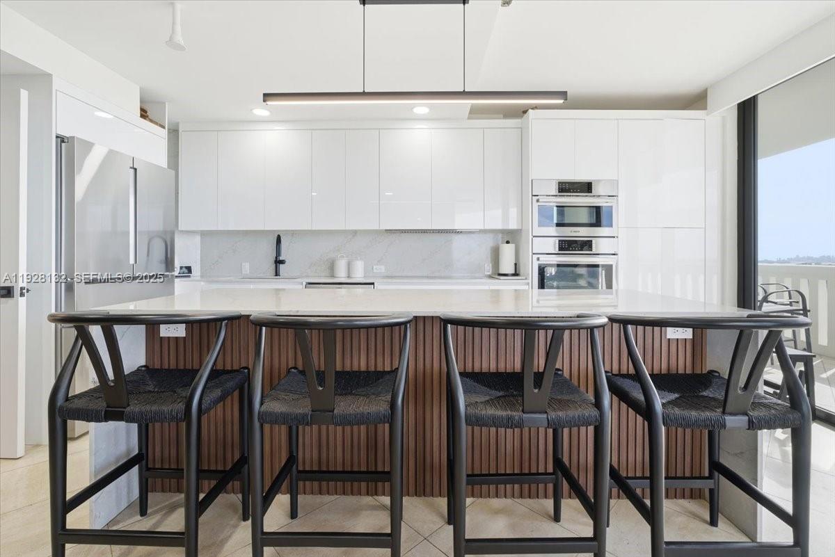 3000 Island Blvd #2802 Aventura, FL 33160