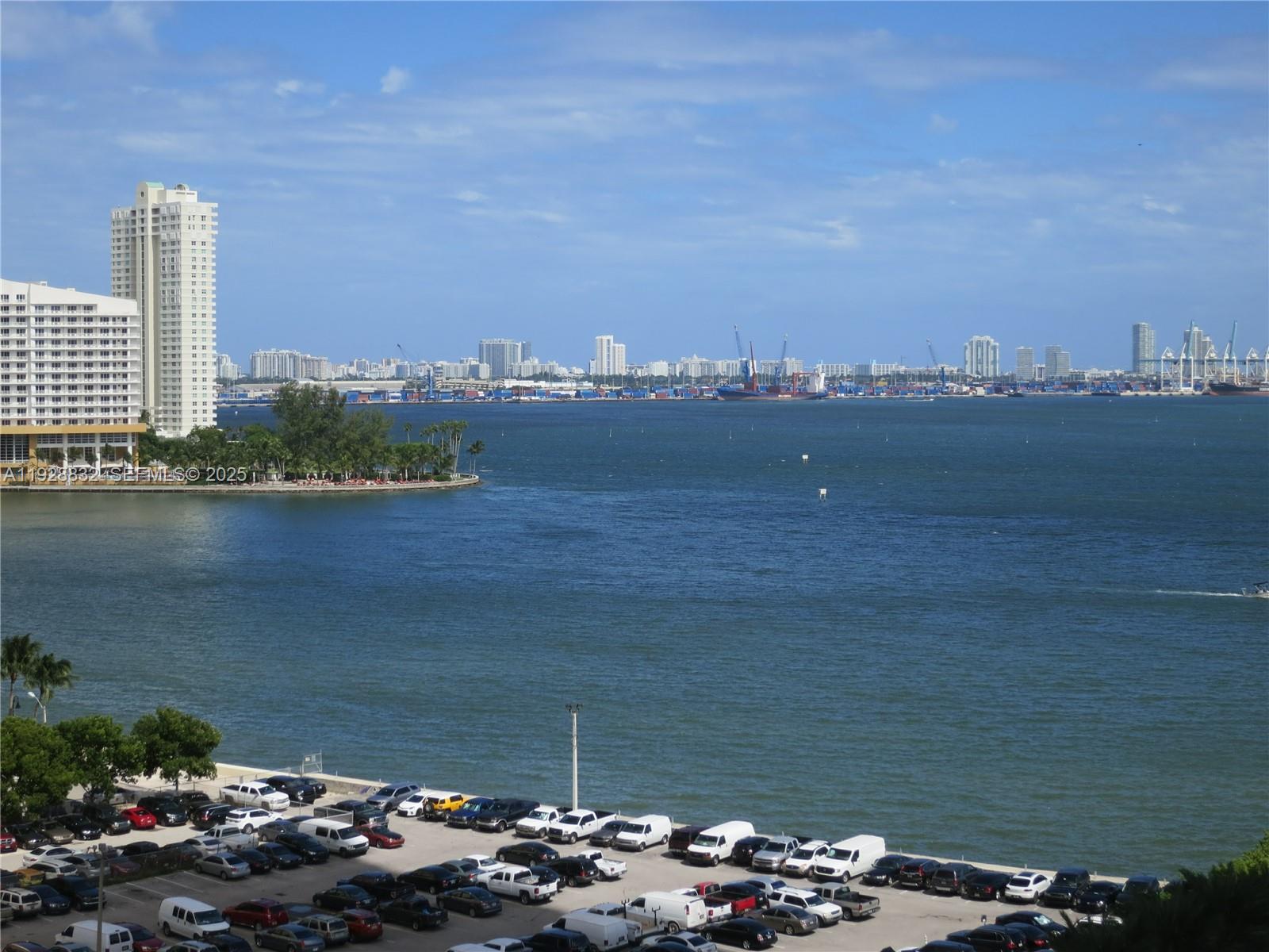 1300 Brickell Bay Dr #1110 Miami, FL 33131