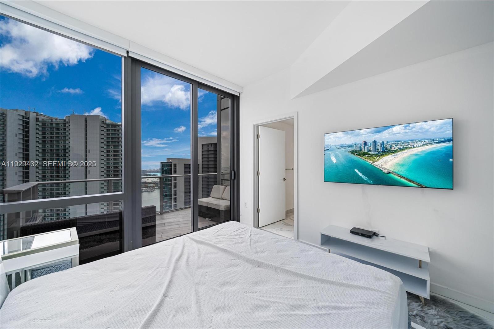 image Paramount Miami Worldcenter17